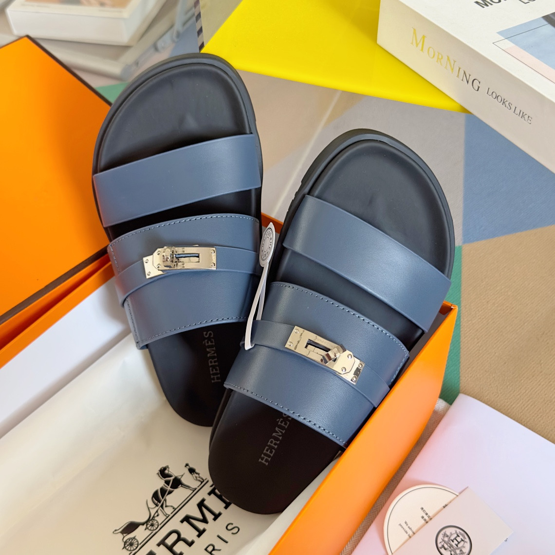 UA H**me5 Jackson sandal
