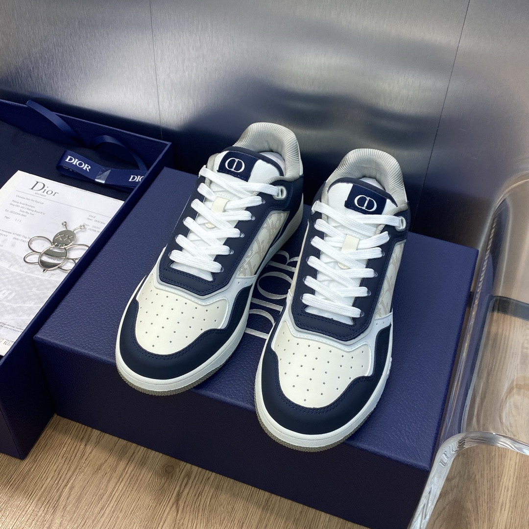 UA D10r B27 Sneaker