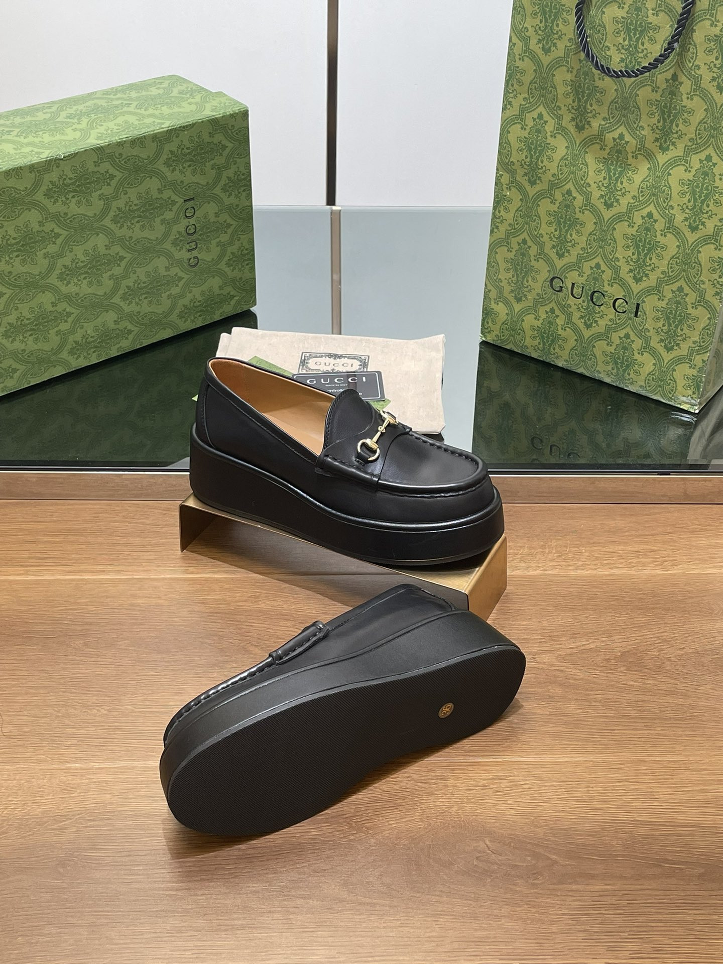 UA Gvc*1 HORSEBIT WEDGE LOAFER