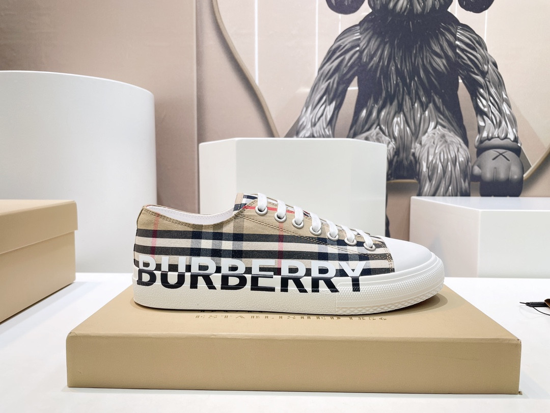 UA Bv*b*rry Check Sneakers