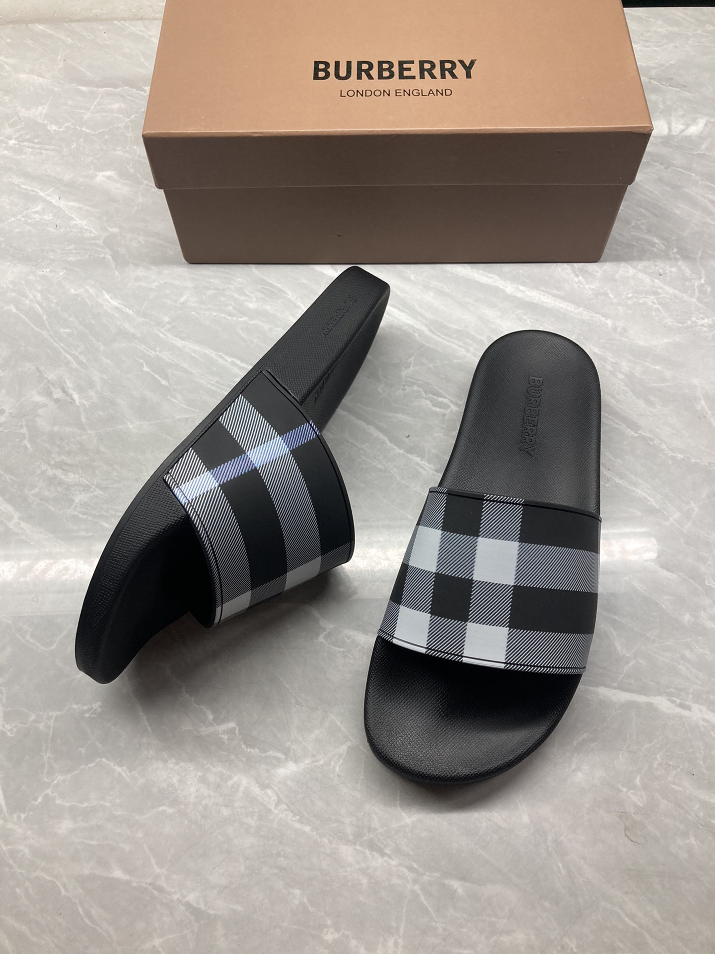 Bv*b*rry Check Slides