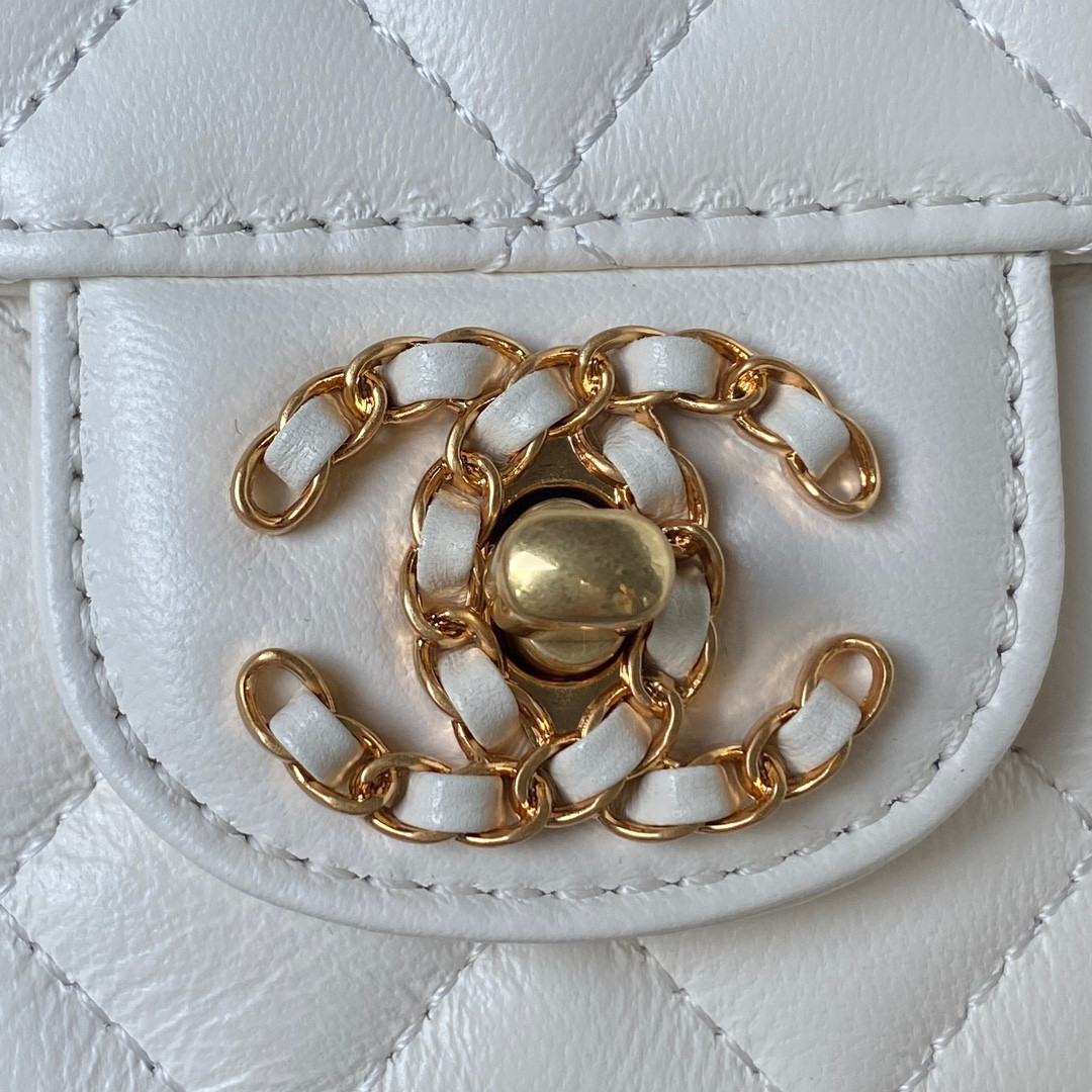 MINI FLAP BAG WITH TOP HANDLE 24C 12x20x6cm