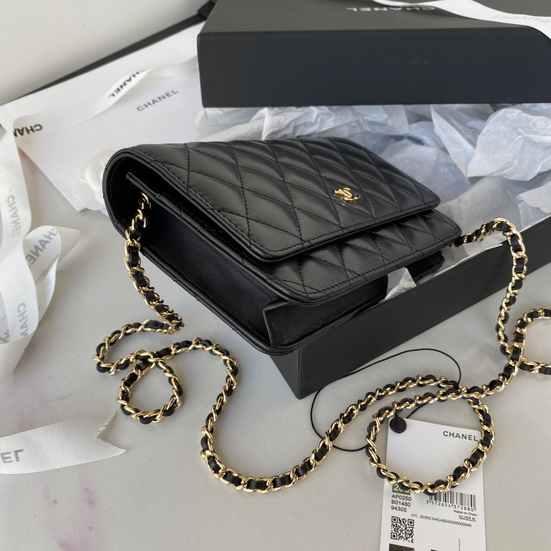 Ch**el WALLET ON CHAIN 12.3 × 19.2 × 3.5 cm