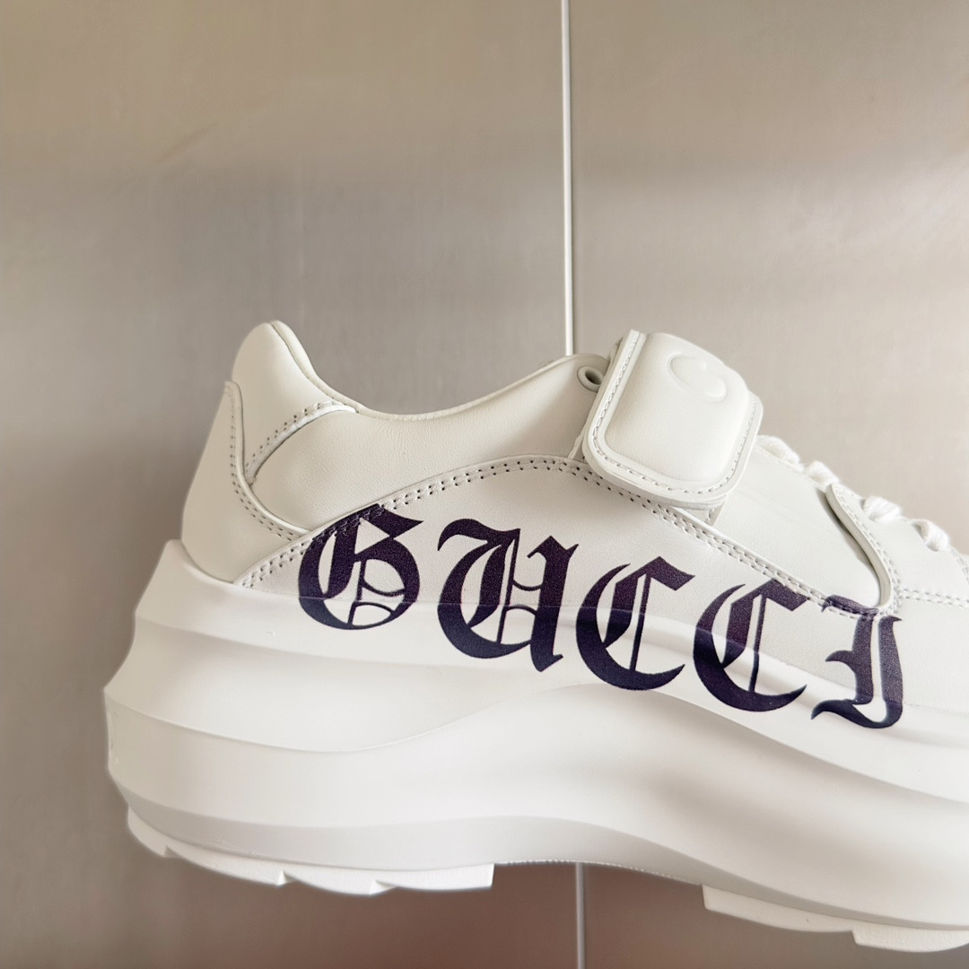 UA Gvc*1 Wave wedge sneaker
