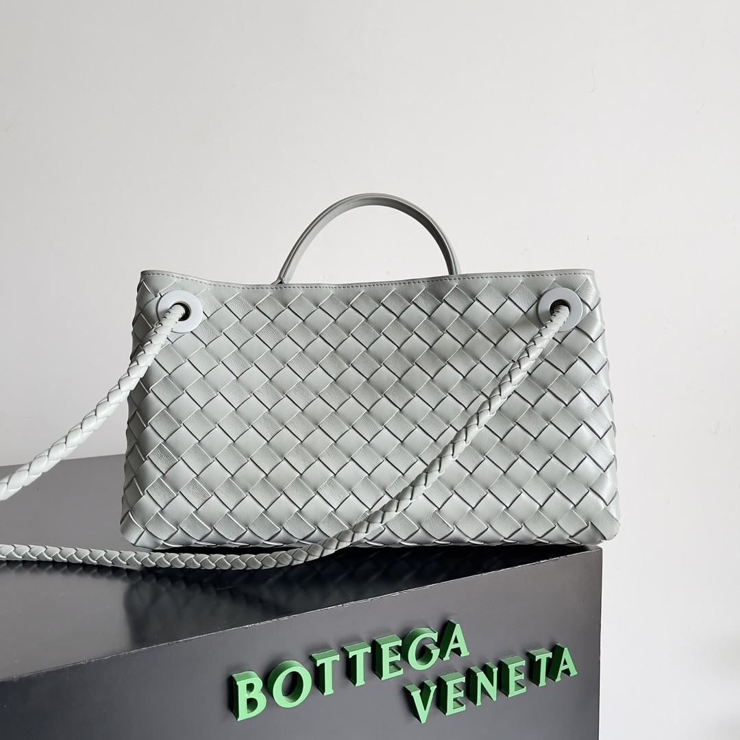 B0tt*ga Ven*ta East-West Andiamo 29x10x18CM