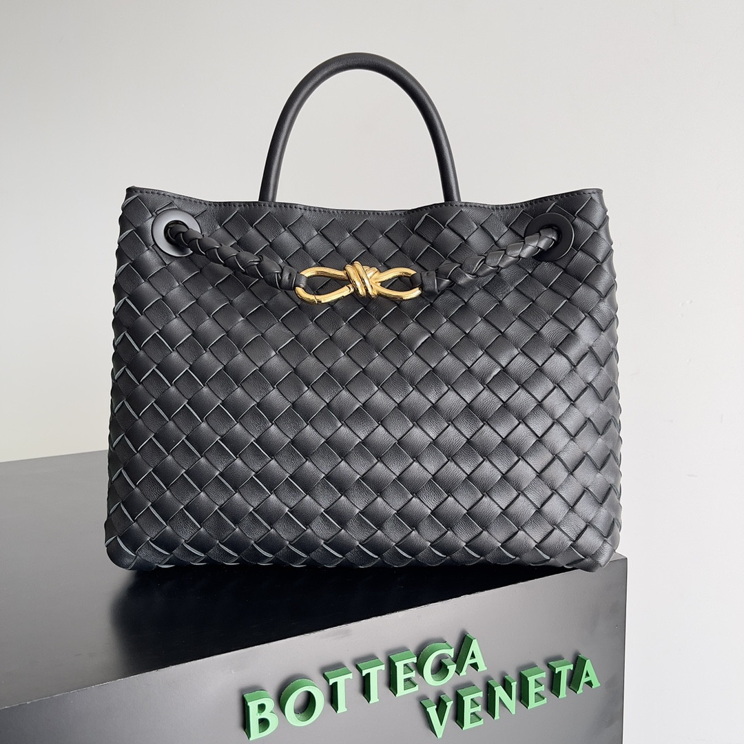 B0tt*ga Ven*ta Medium Andiamo 32x25x11CM