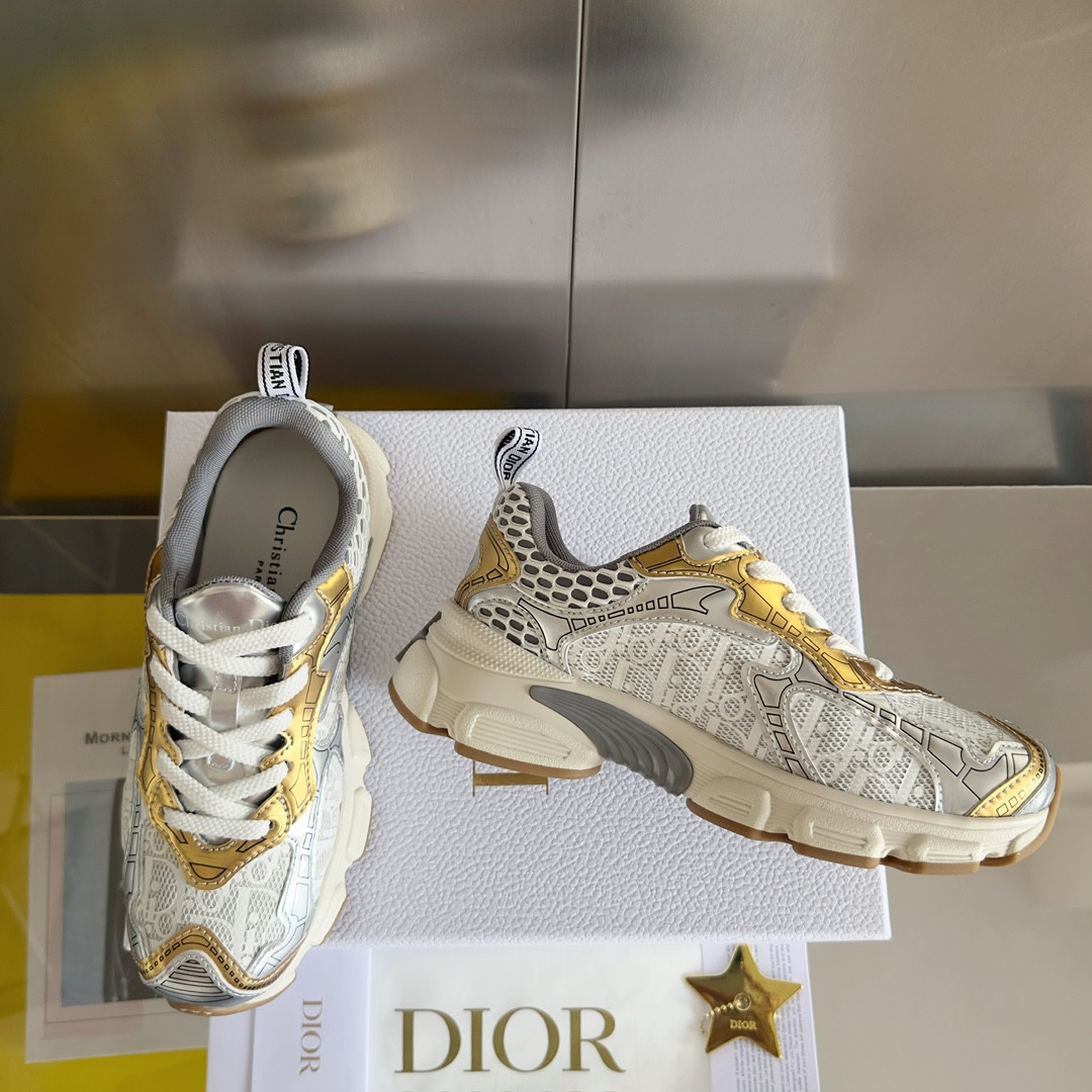 UA D10r Vibe Sneaker