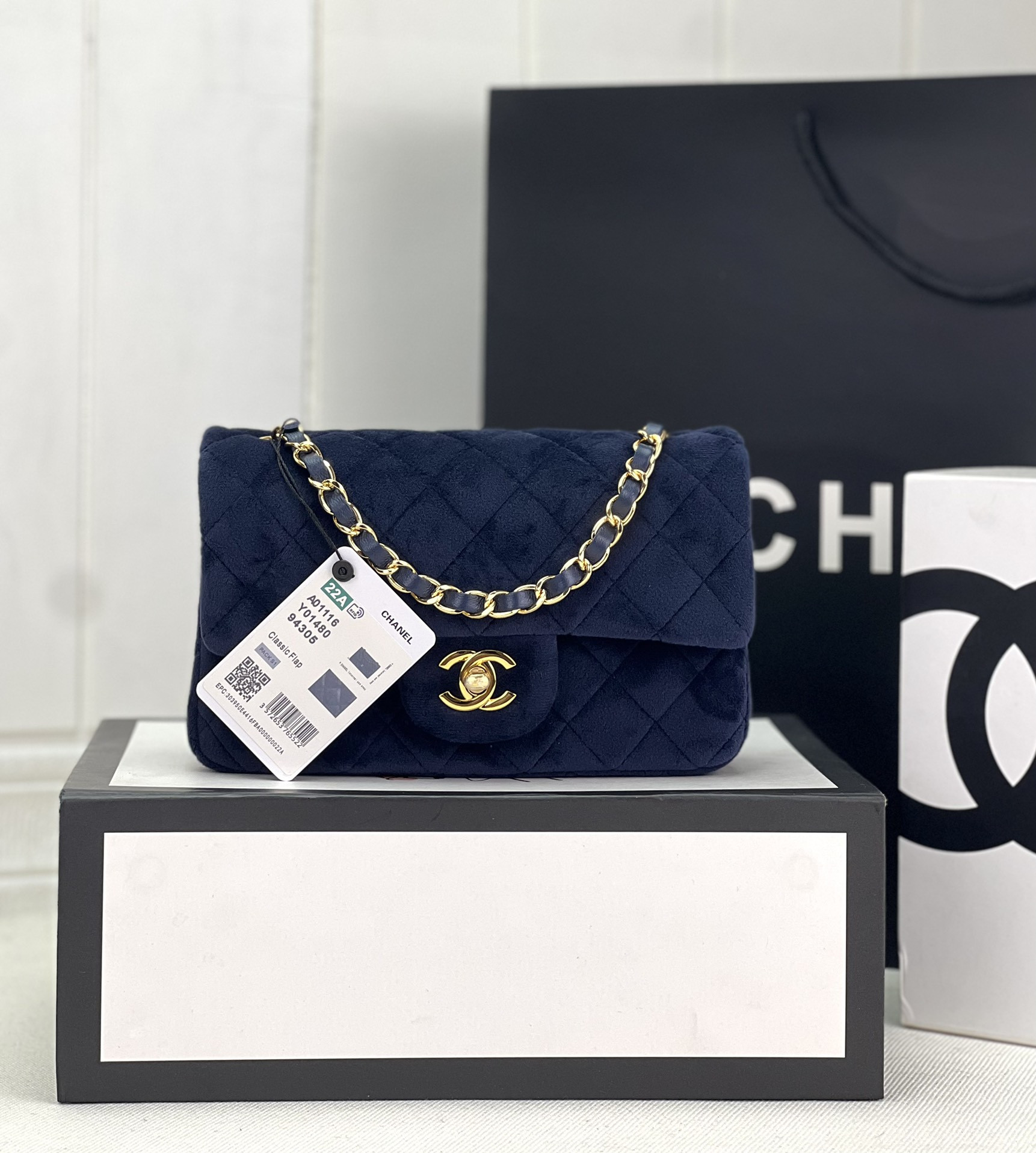 Ch**el Classic Flap Bag 20cm