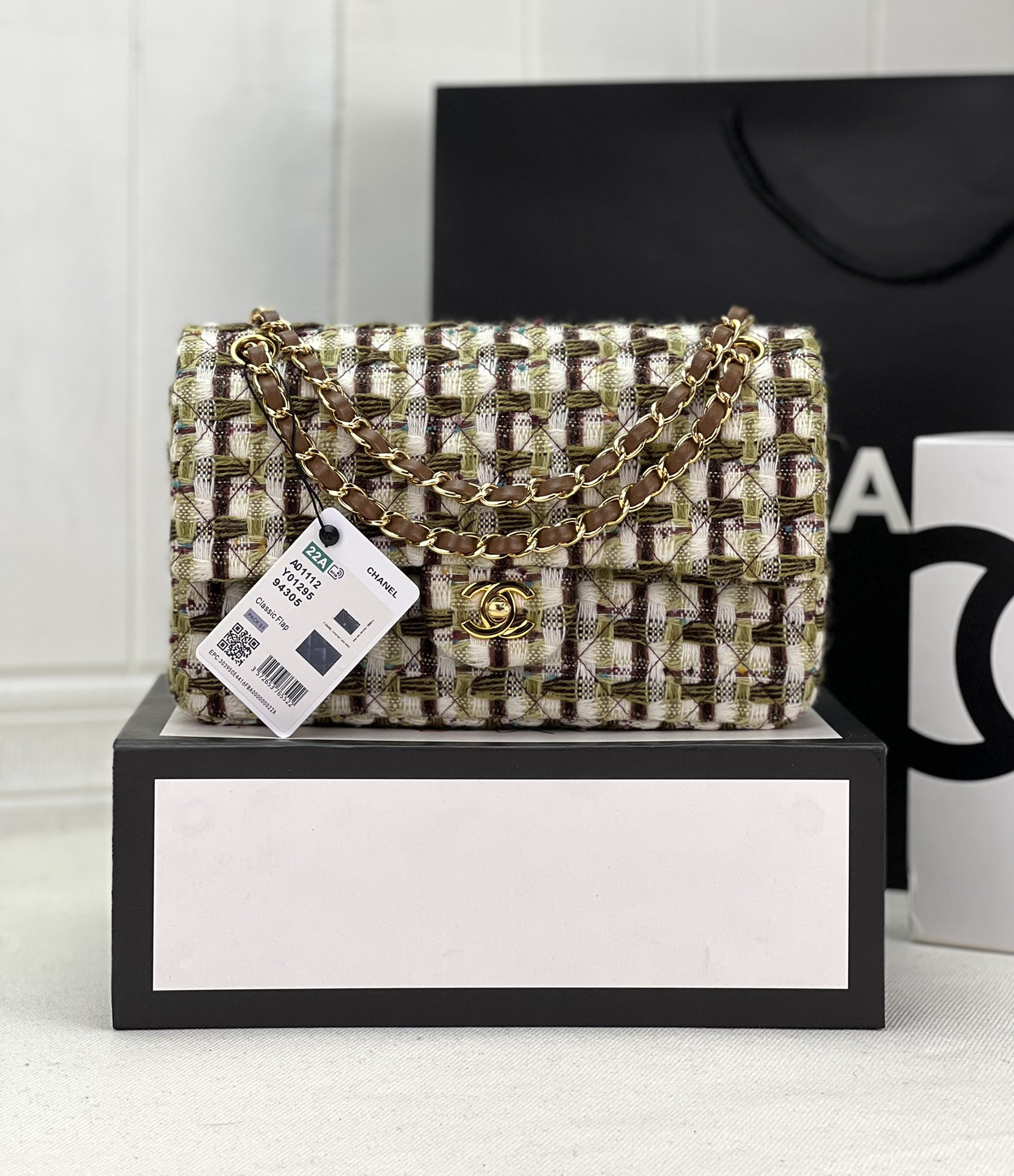 Ch**el Classic Flap Bag 25cm