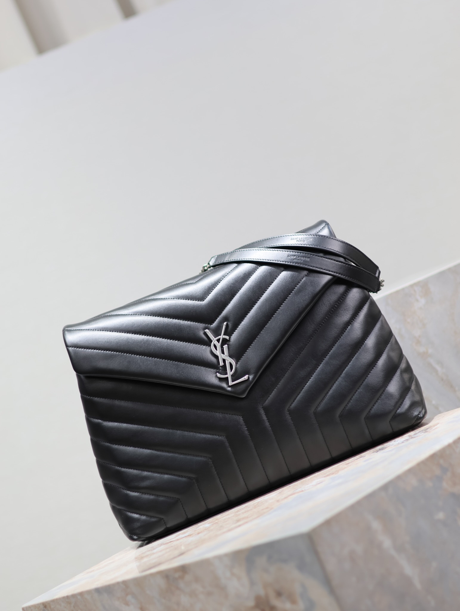 Y51 LouLou 36×27×14cm