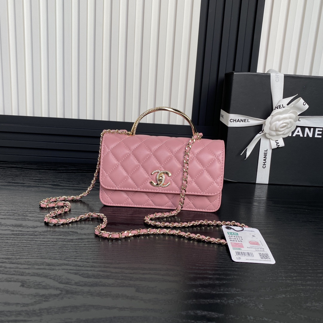 Ch**el Clutch With Chain 19cm