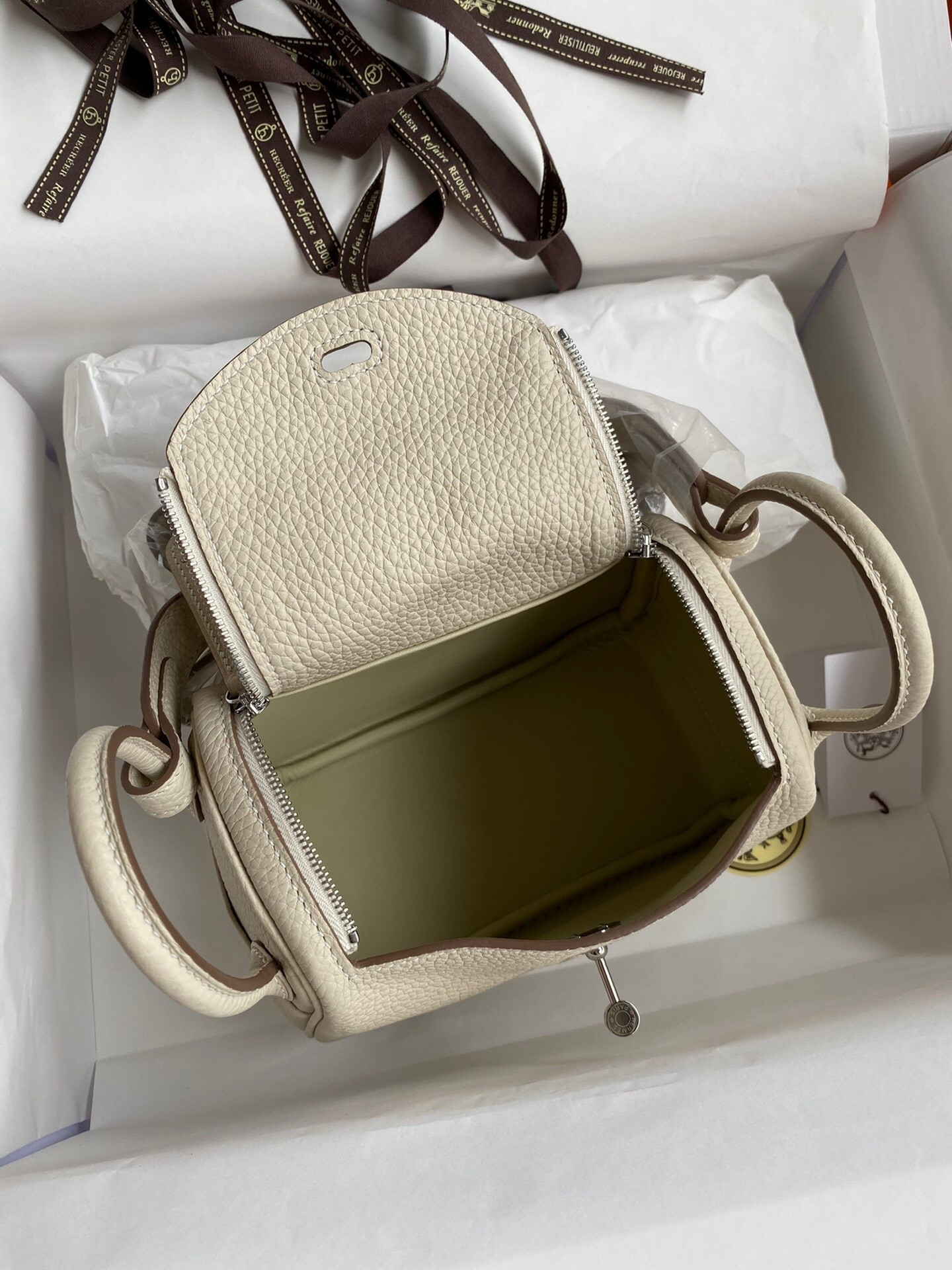 H**me5 Mini lindy 19cm