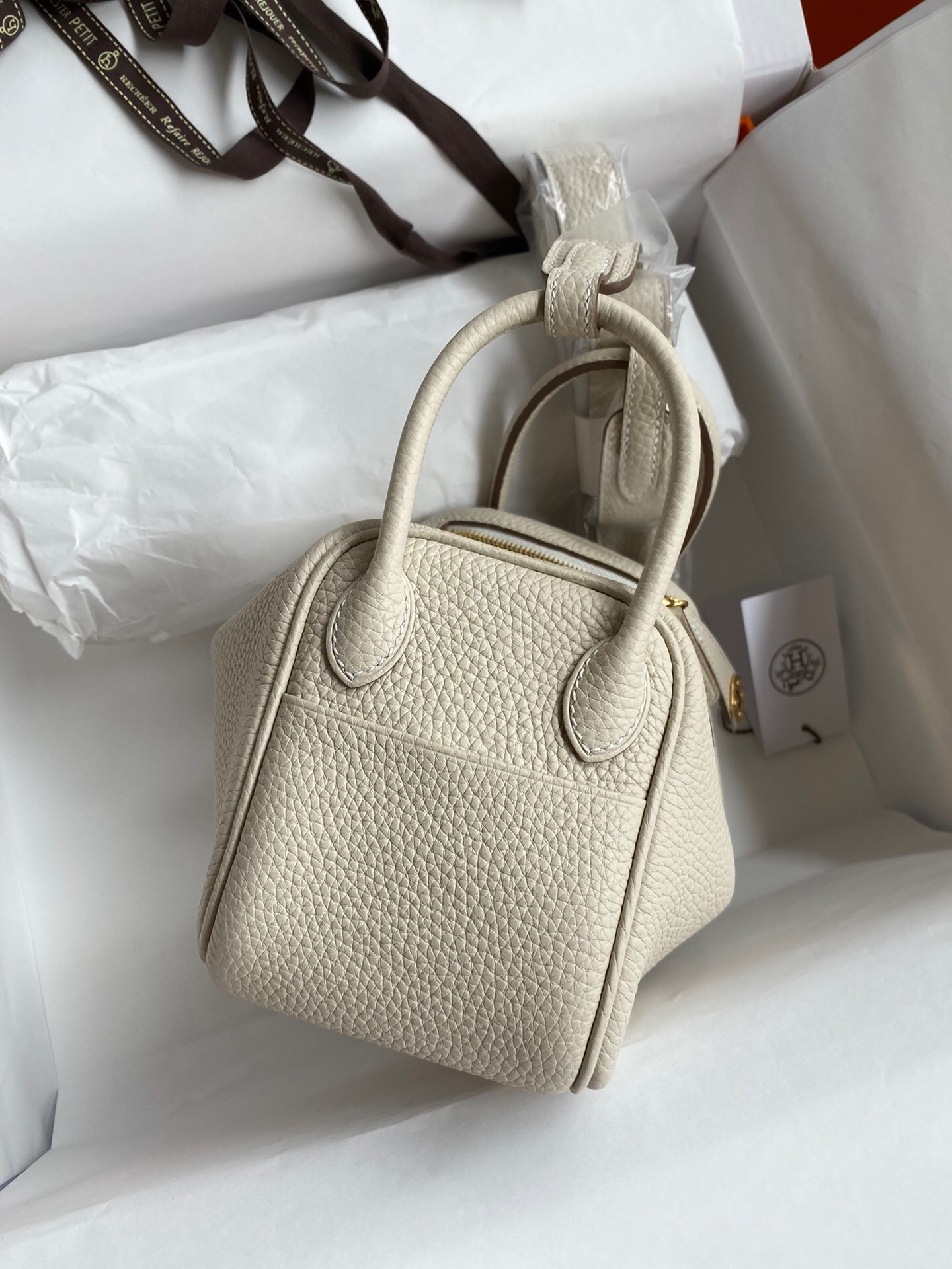 H**me5 Mini lindy 19cm