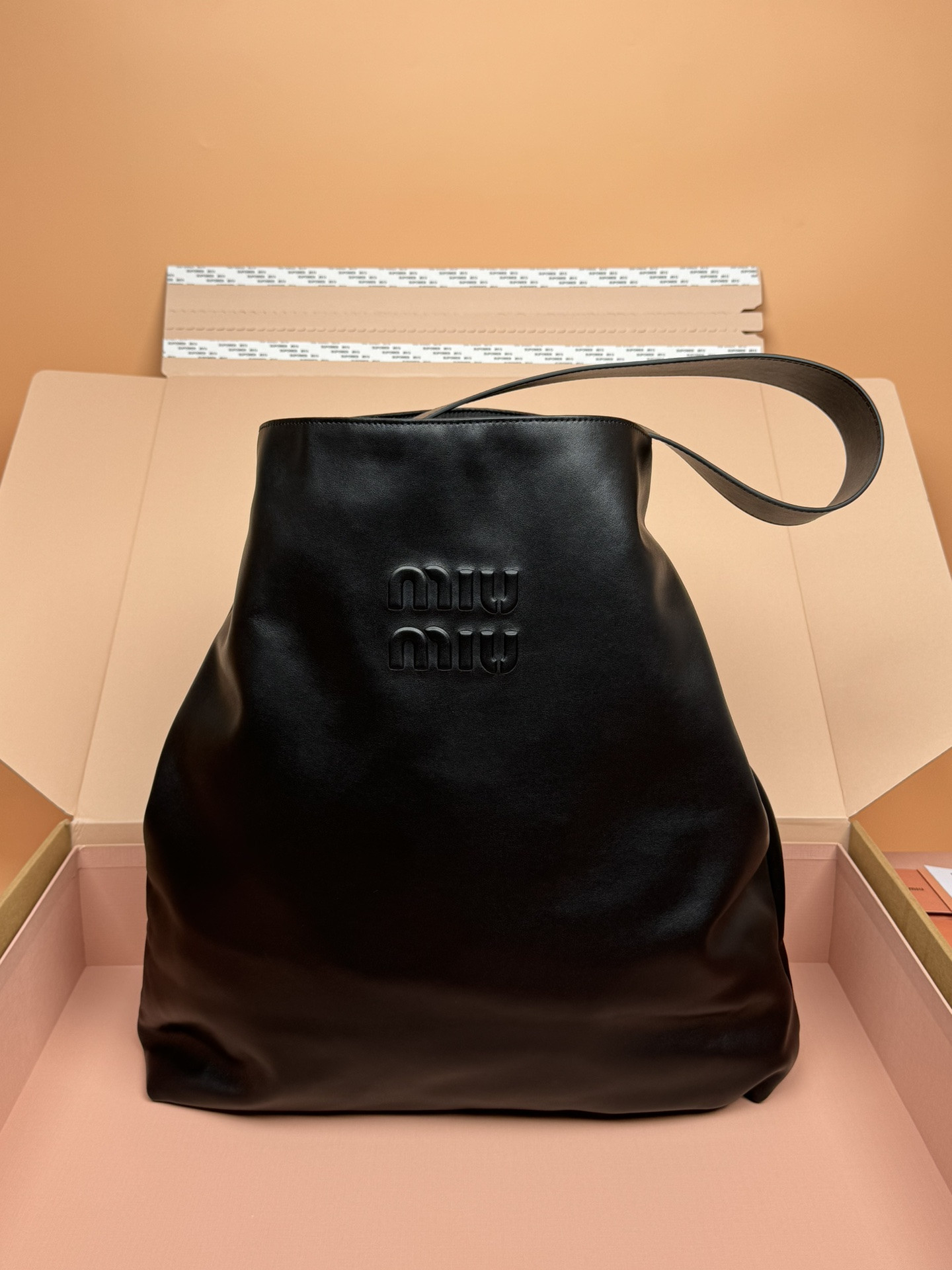 M1v M1v leather hobo bag 41×46×11cm