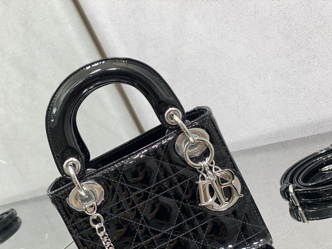 Mini Lady D10r Bag Patent Cannage Calfskin 17 x 15 x 7 cm