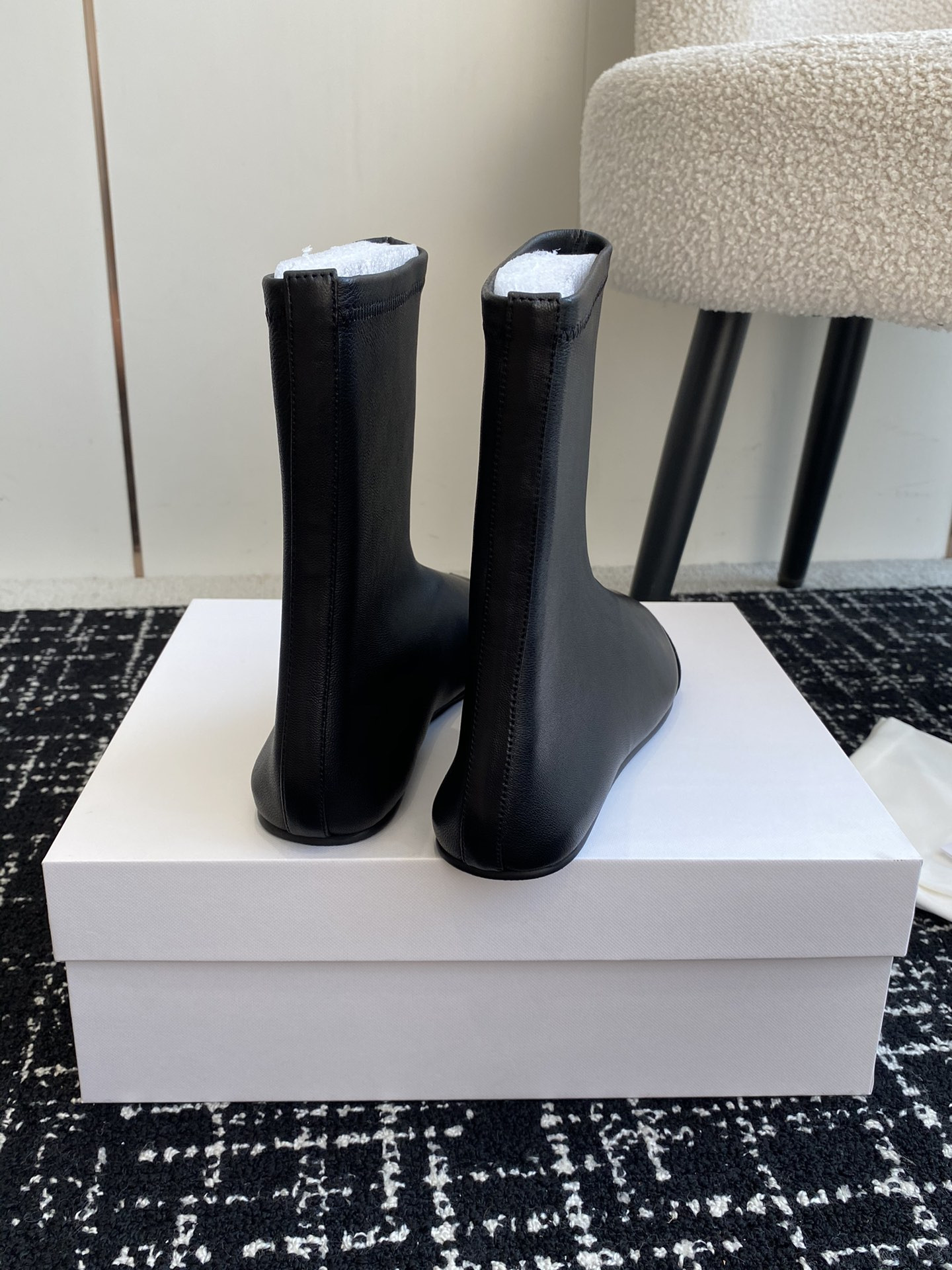 UA The R0w Boot