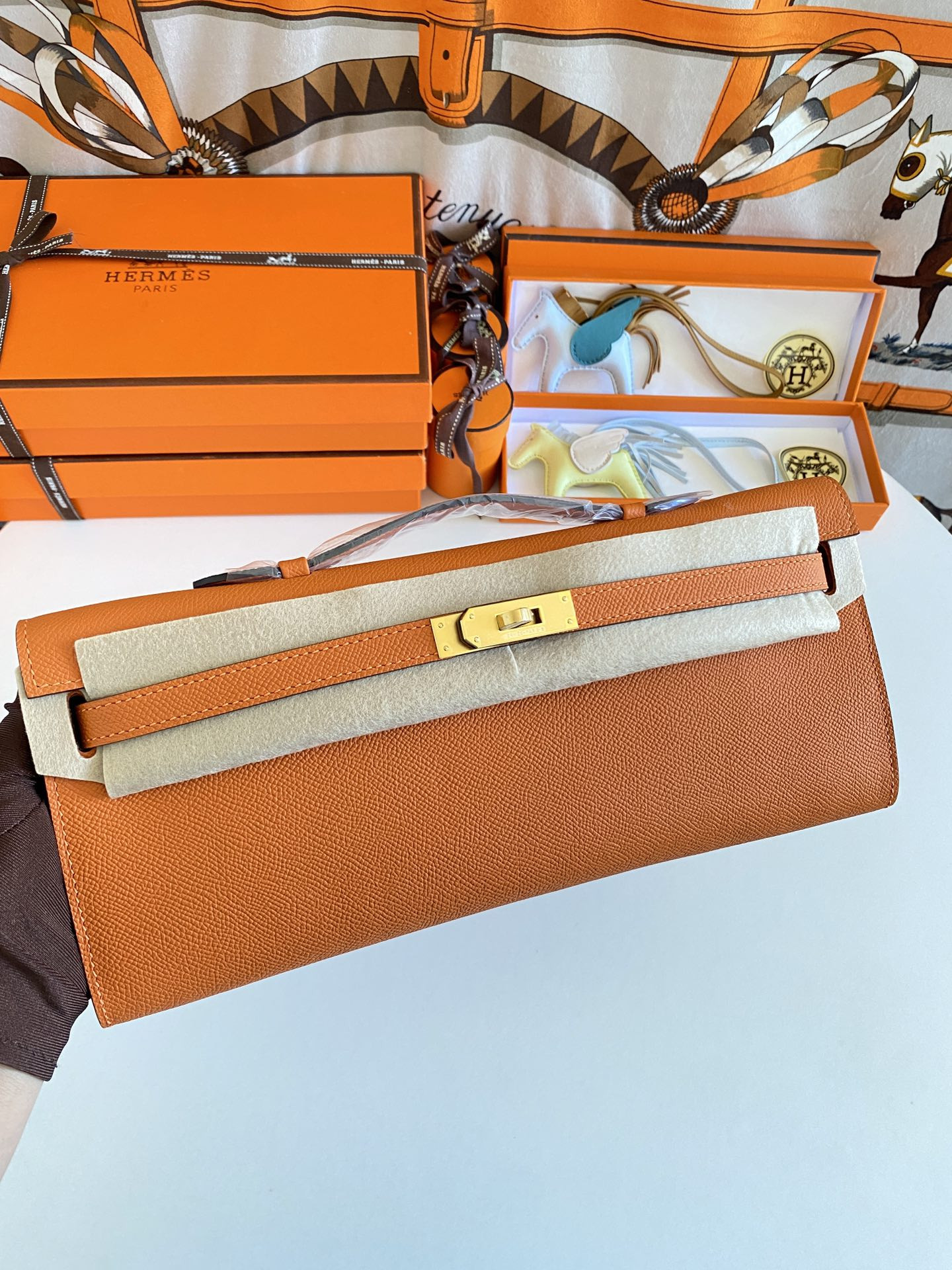 H**me5 Kelly Cut 31cm Epsom Leather