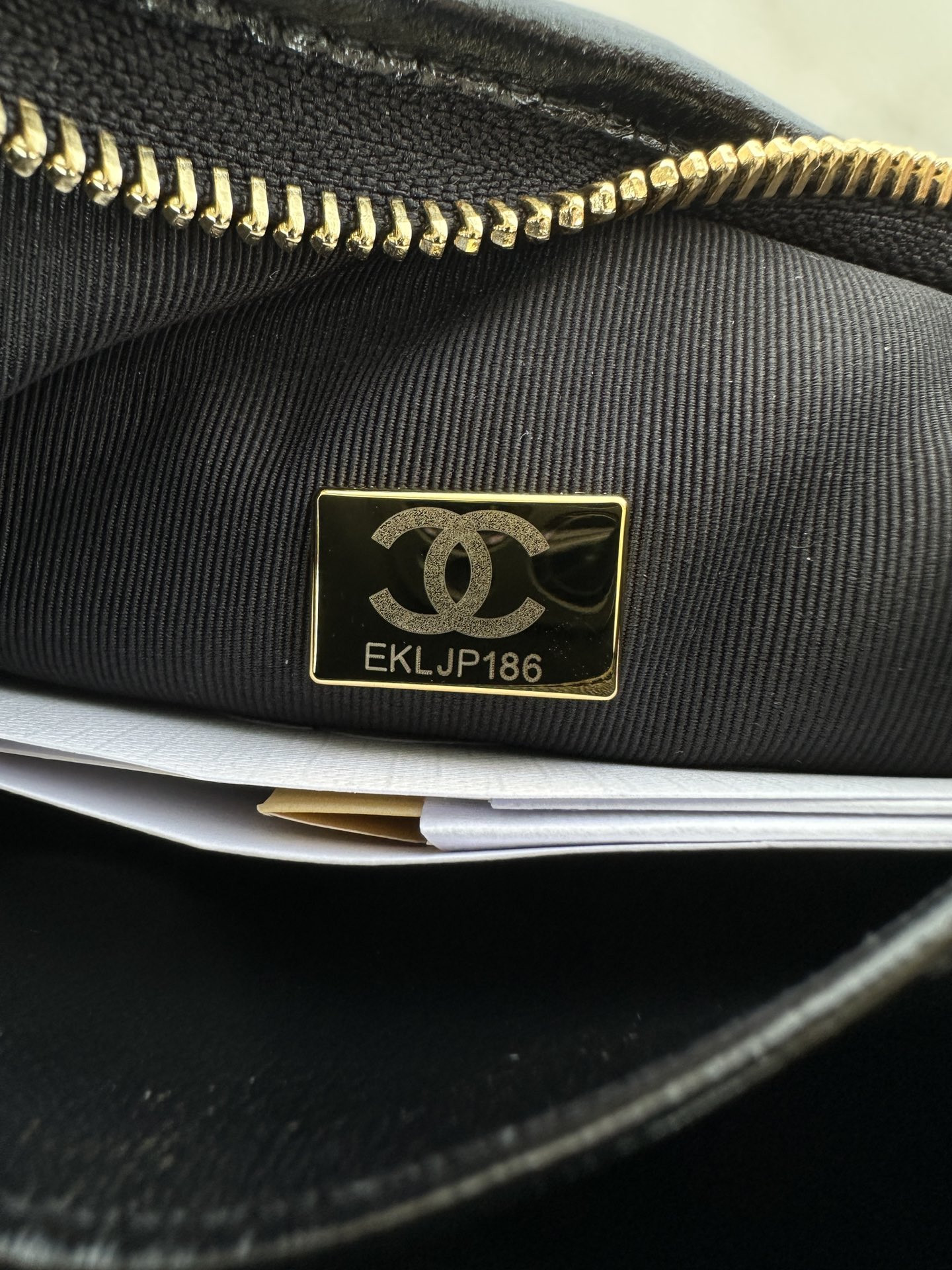 Ch**el Hobo Handbag 22×22×9cm