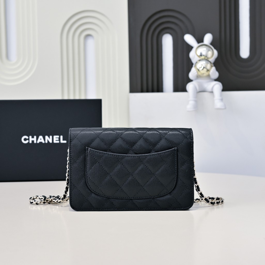 Ch**el WOC CLASSIC WALLET ON CHAIN 12.3x19.2x3.5cm