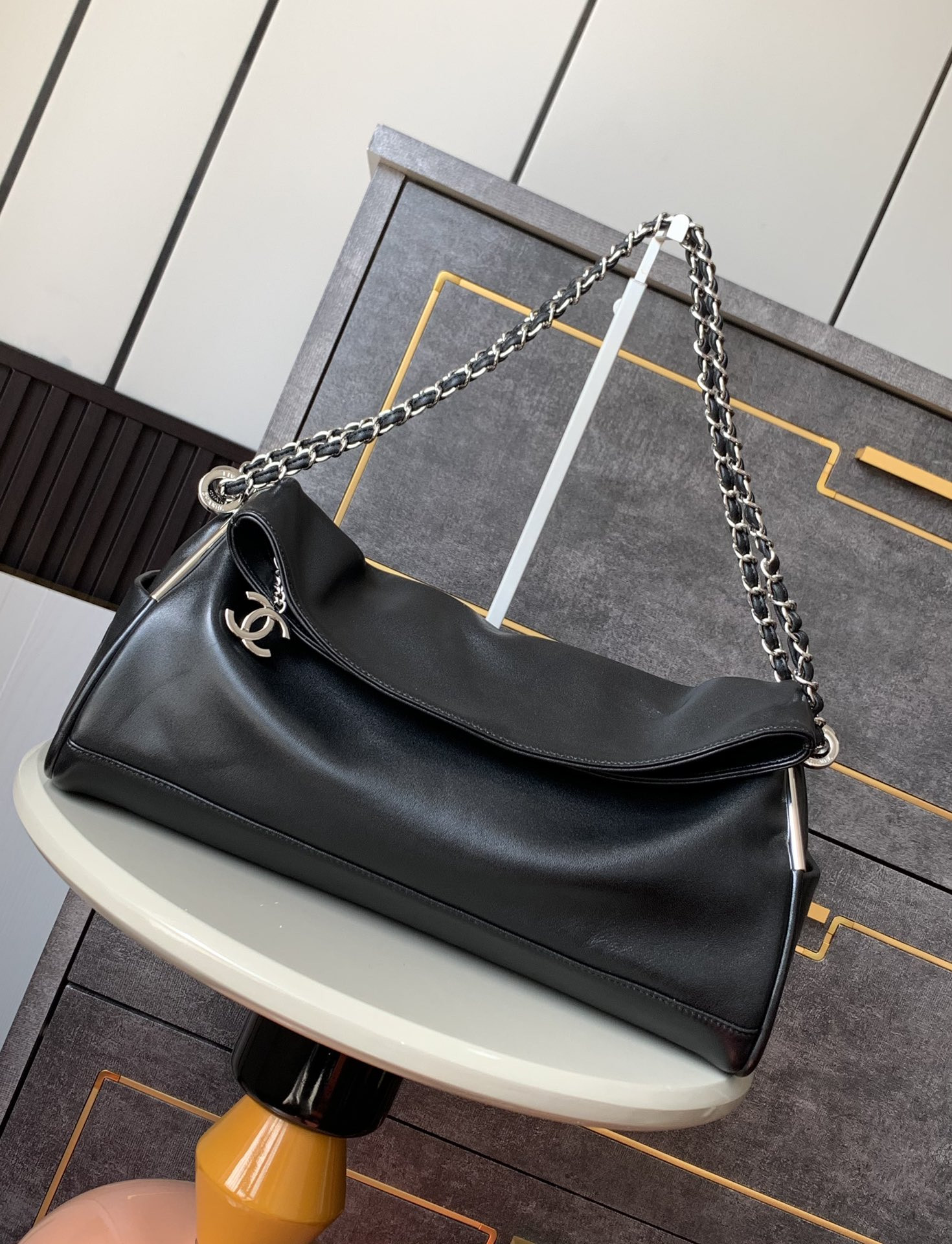 Ch**el OHANEL hobo bag 40x30x15cm