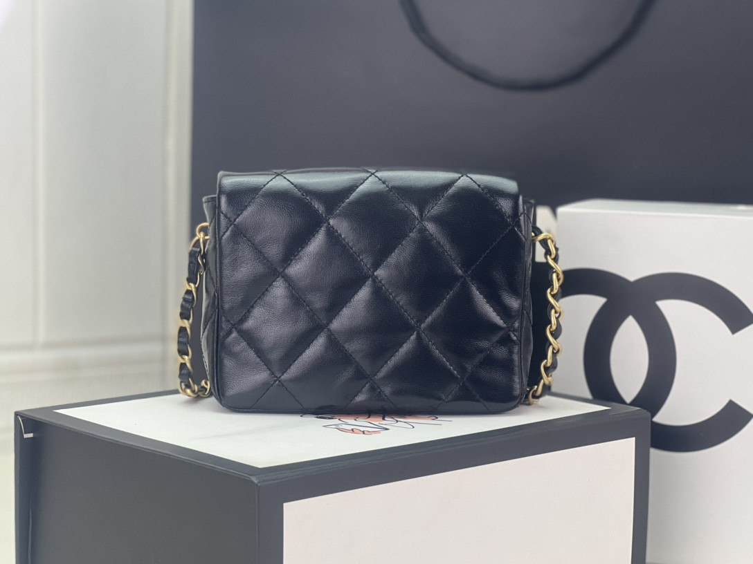 Ch**el FLAP HANDBAG CF 18x13.5x5.5cm