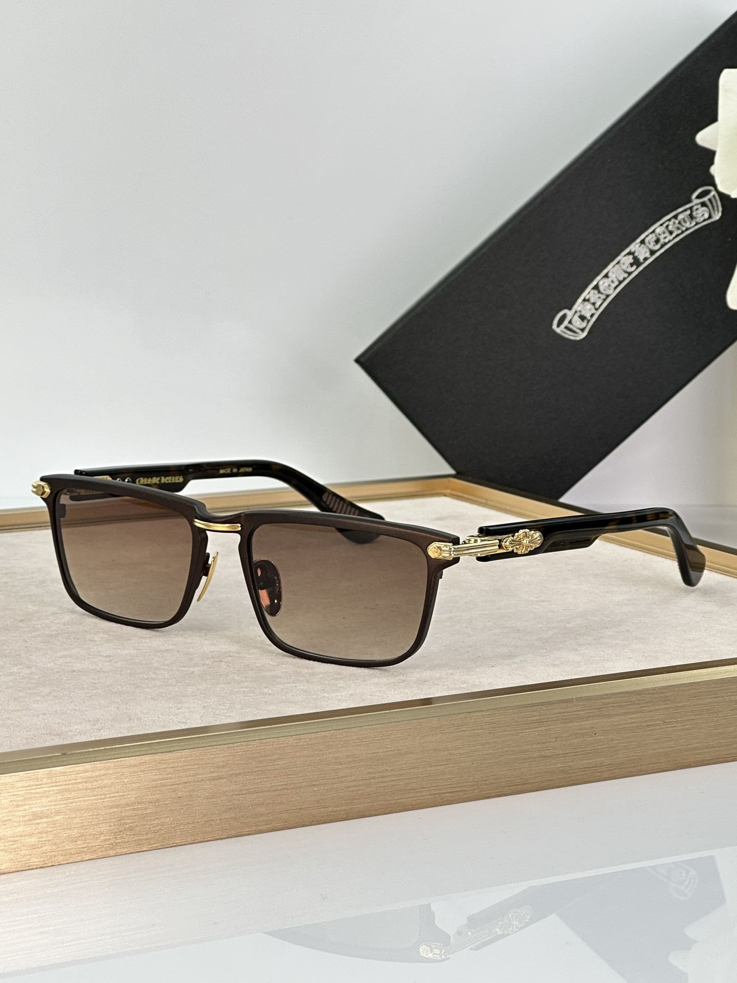 Ch*0me He**ts Glasses ss24 56-18-146