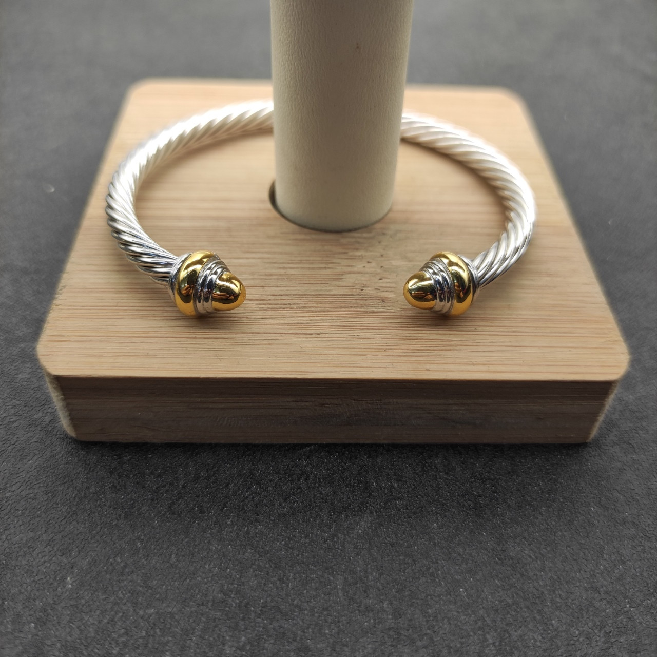 dau1d Yvrm*n 4mm wrap bracelet(wrist circumference 15-20cm)