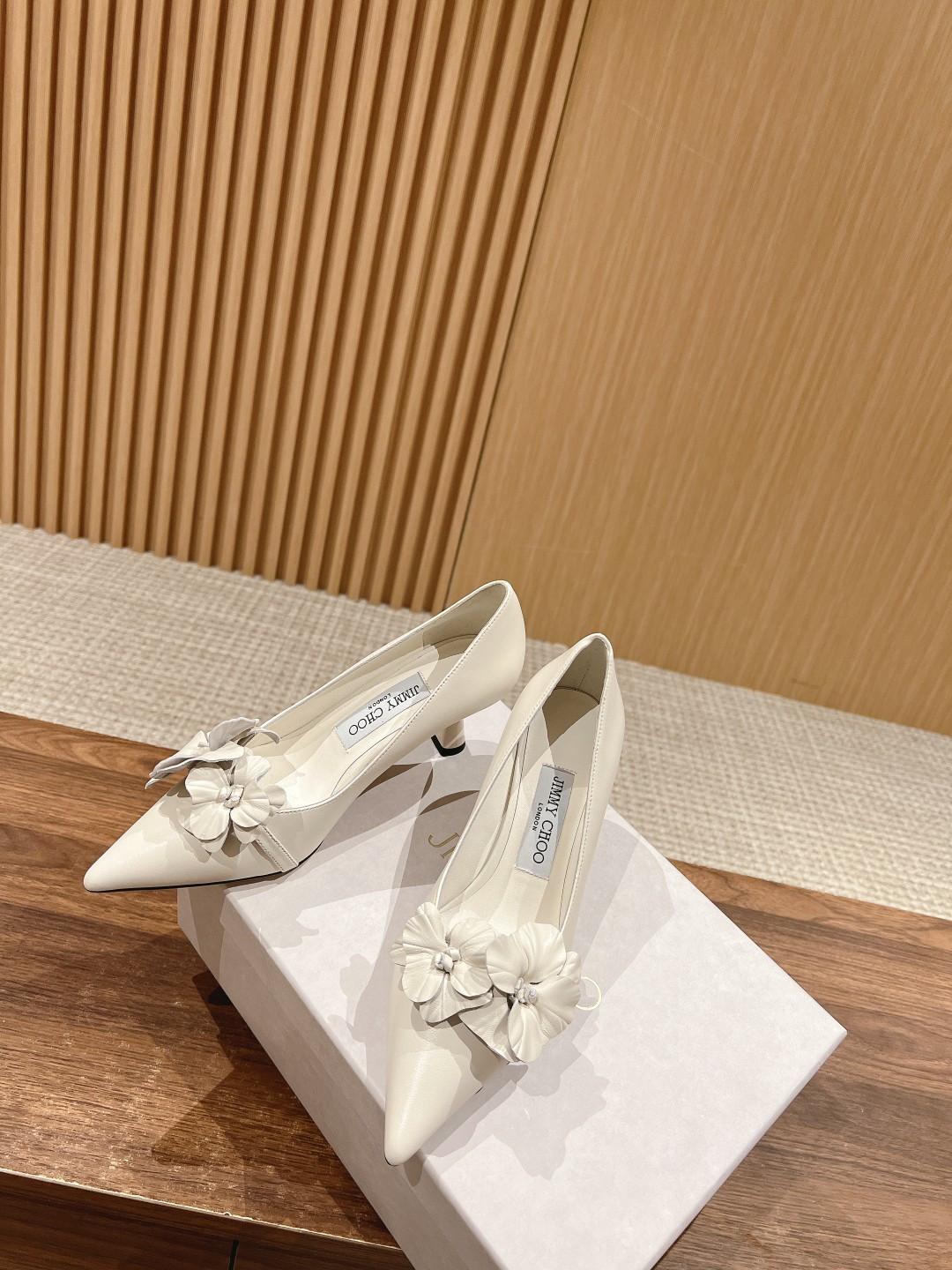 UA J1m*y Ch00 ROSALIA FLOWERS Pumps 6.5cm