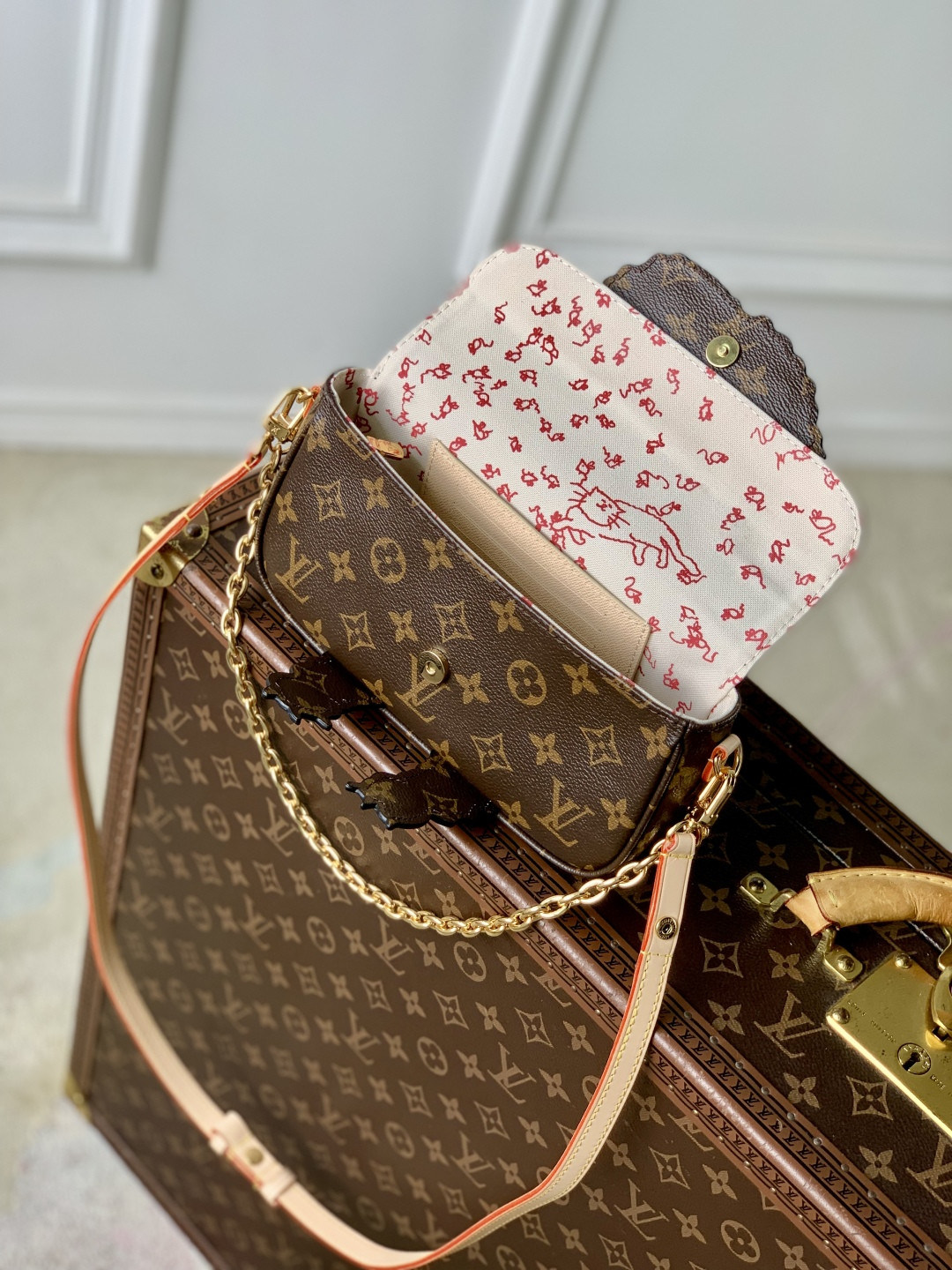 LV Wallet On Chain Ivy M15148 23.5x12x4.3cm