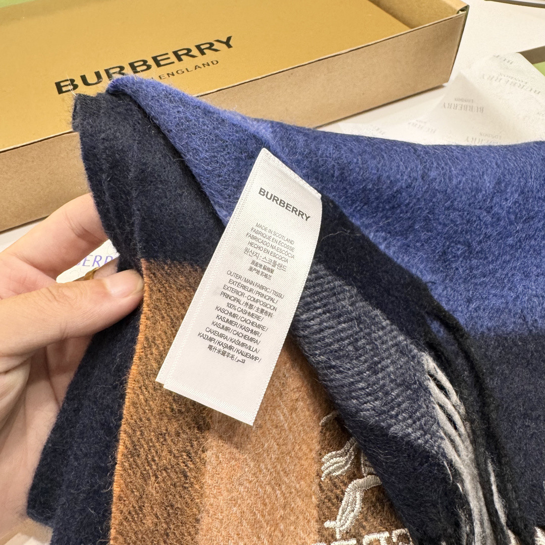 Bv*b*rry scarf 30x180cm 100% cashmere