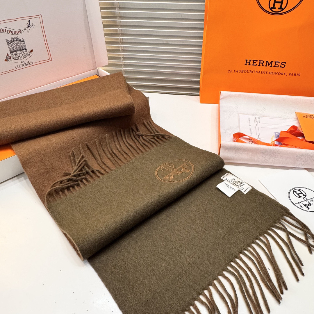 H**me5 Double-sided scarf 30x200cm