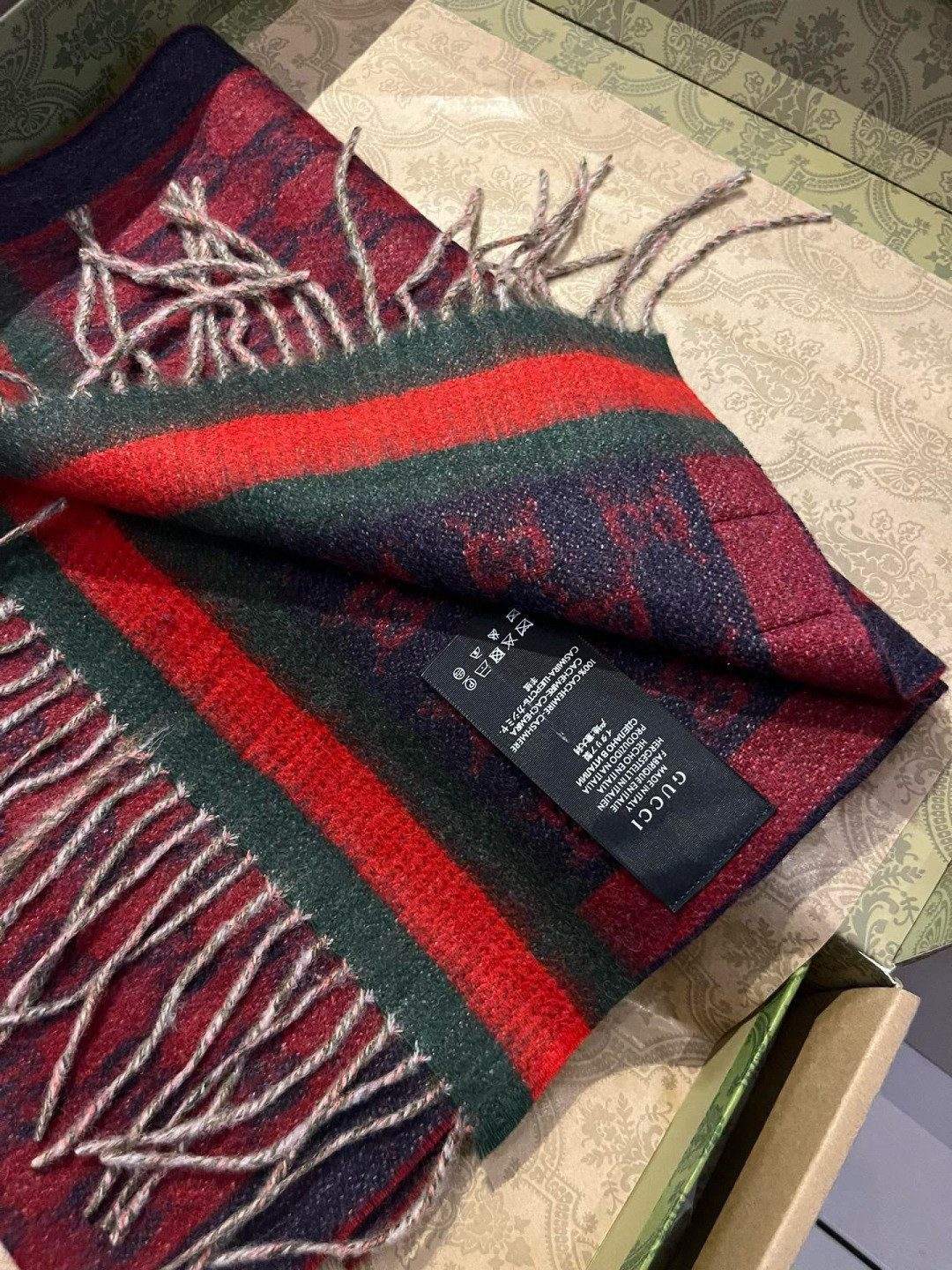 Gvc*1 scarf 32x210cm 100% lamb