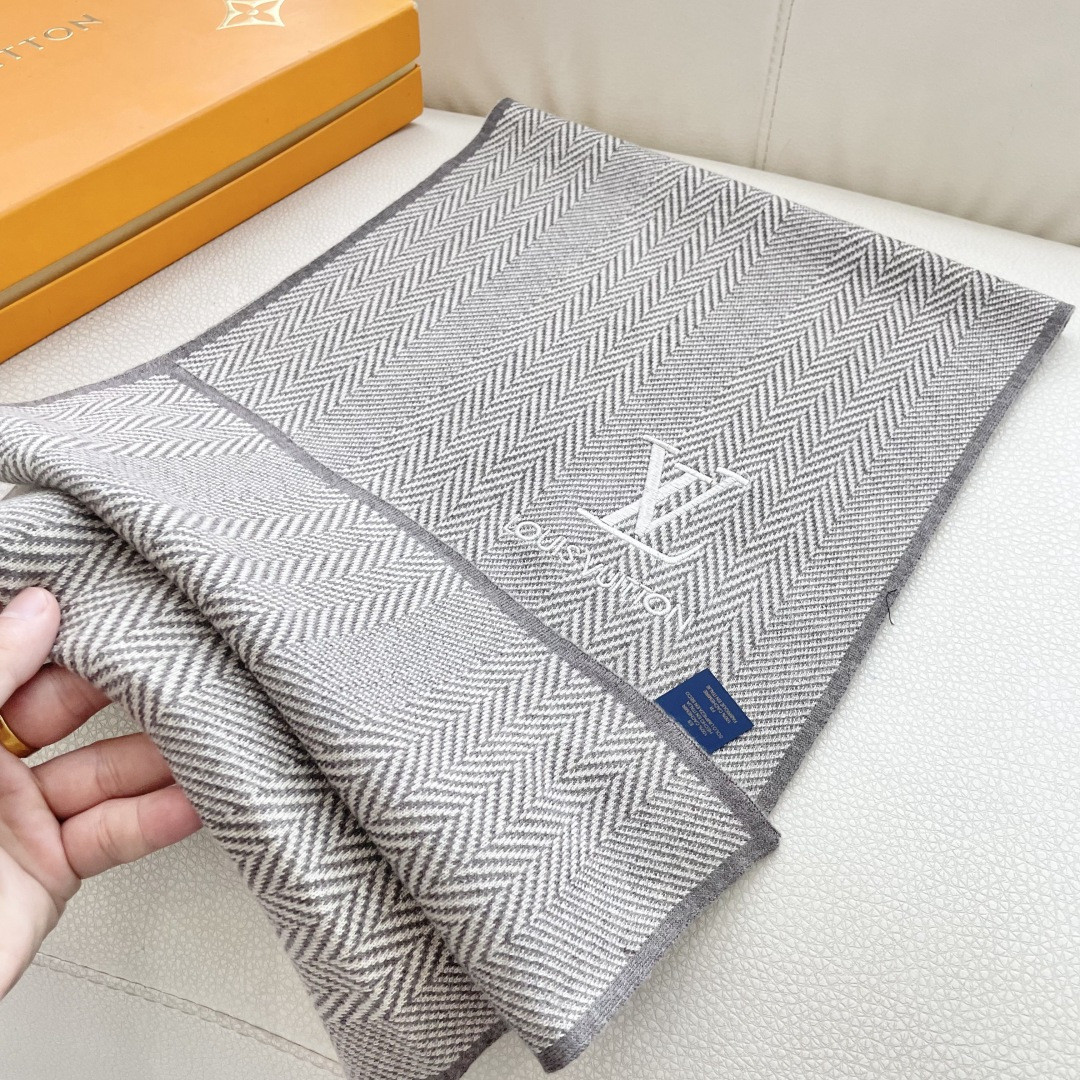 l0vis Vvtt0n scarf 32x180cm 100% knitted cashmere
