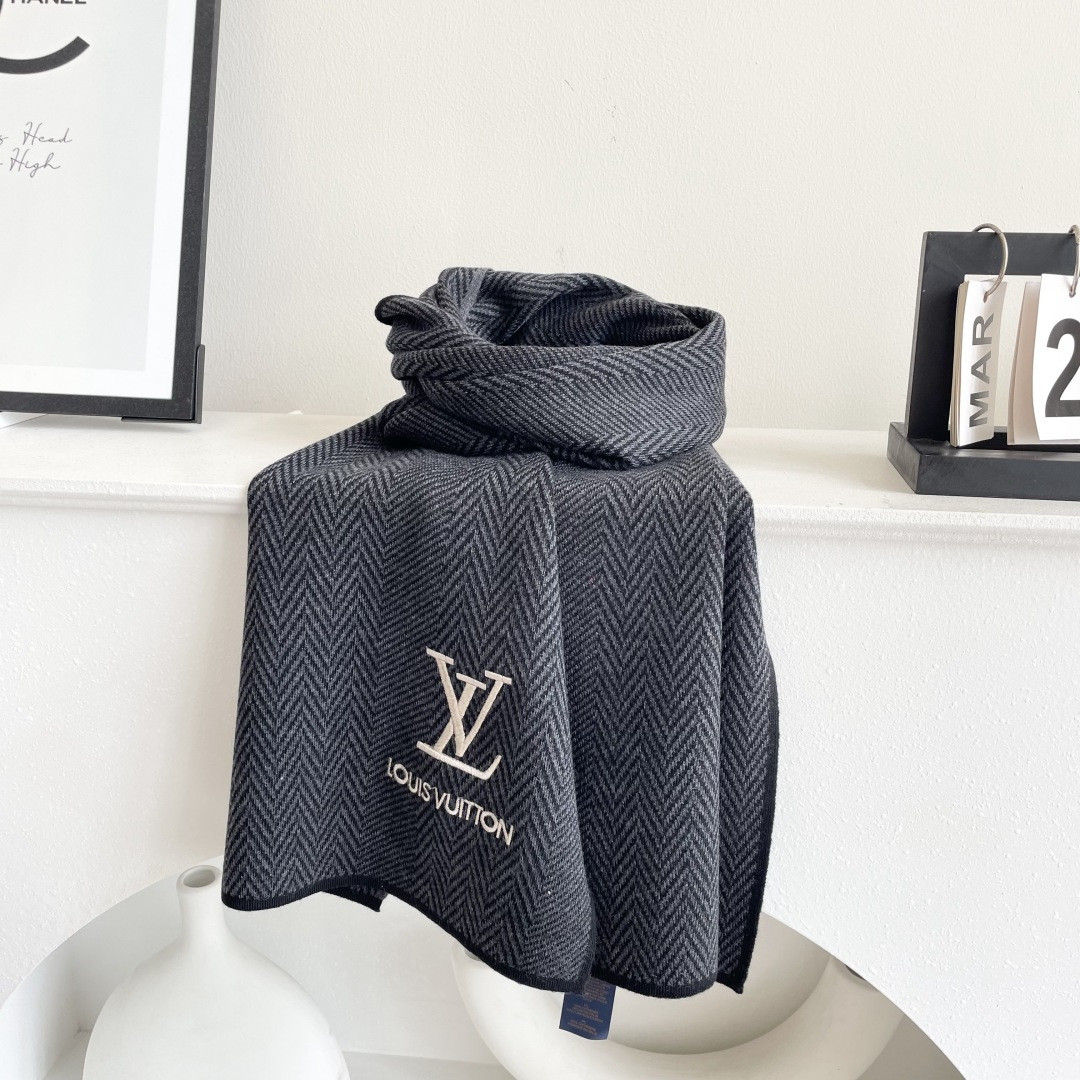 l0vis Vvtt0n scarf 32x180cm 100% knitted cashmere