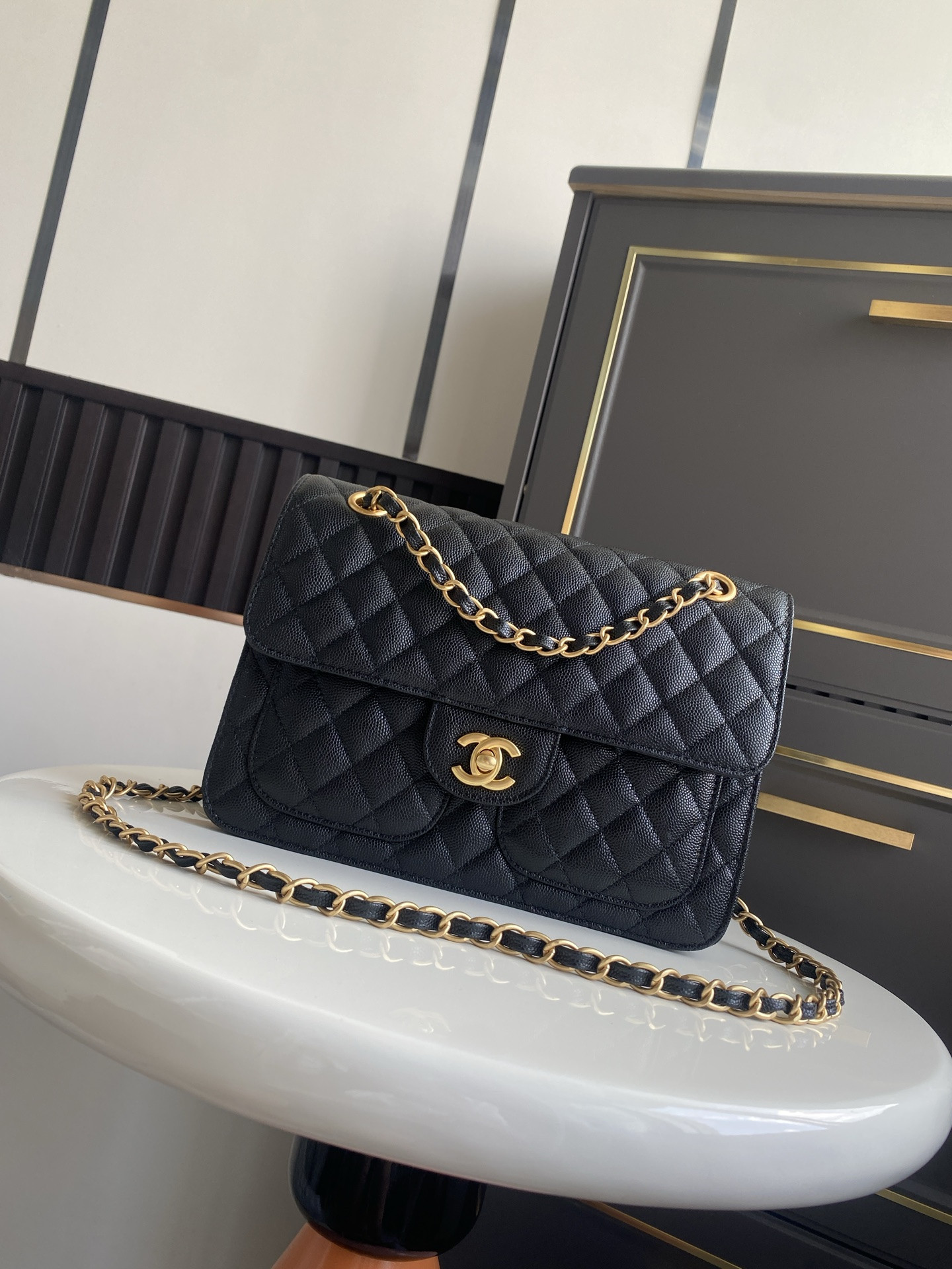 Ch**el flap bag 17x25x5cm