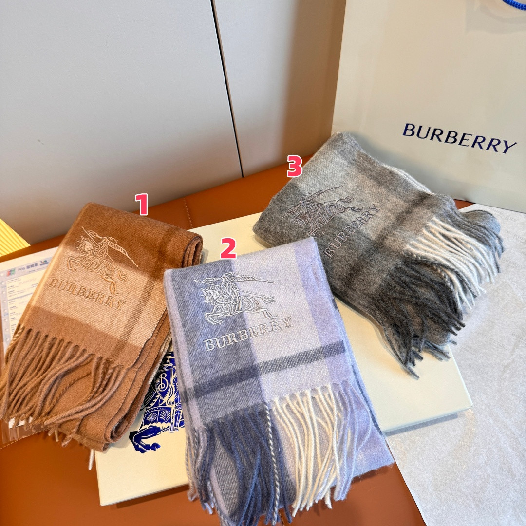 Bv*b*rry scarf 32x180cm