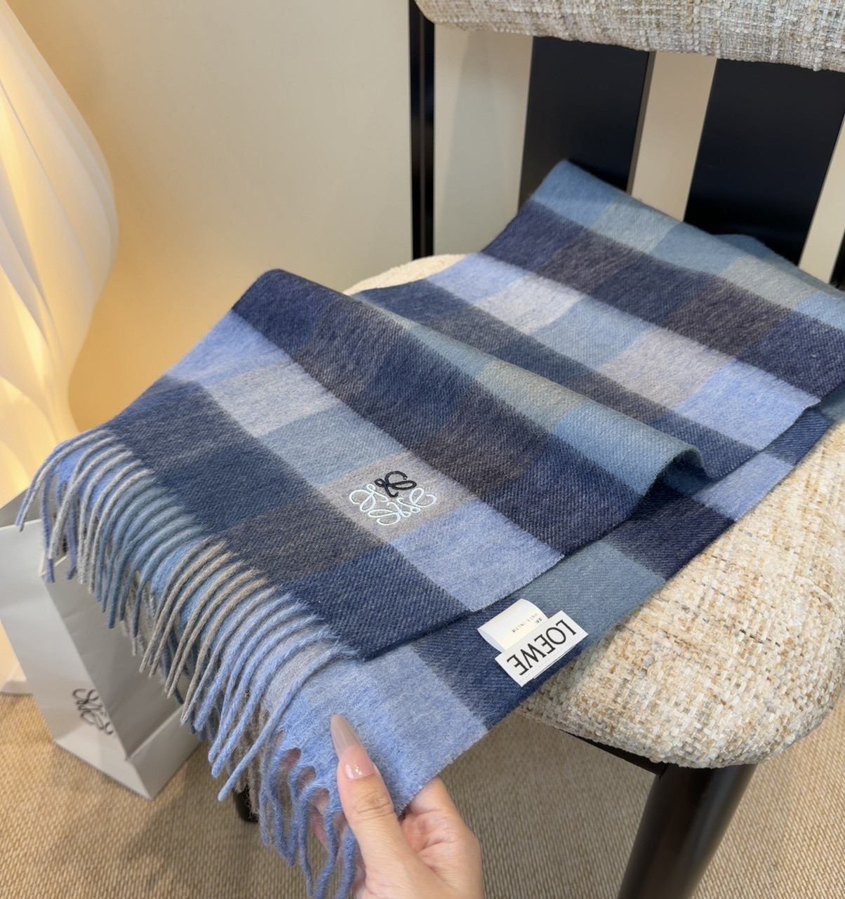 L0ew* scarf 30x180cm
