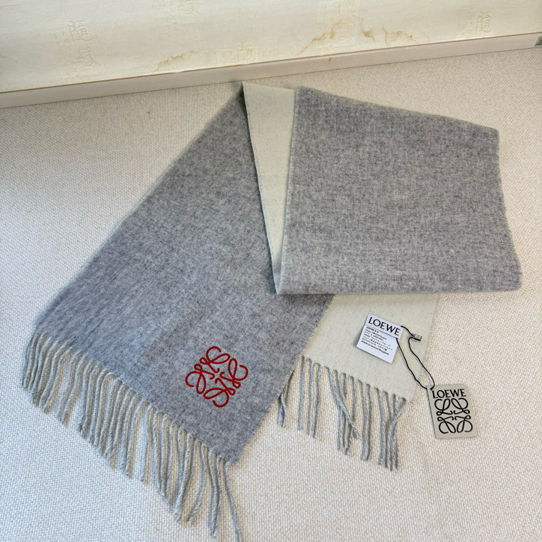 L0ew* scarf 30x180cm