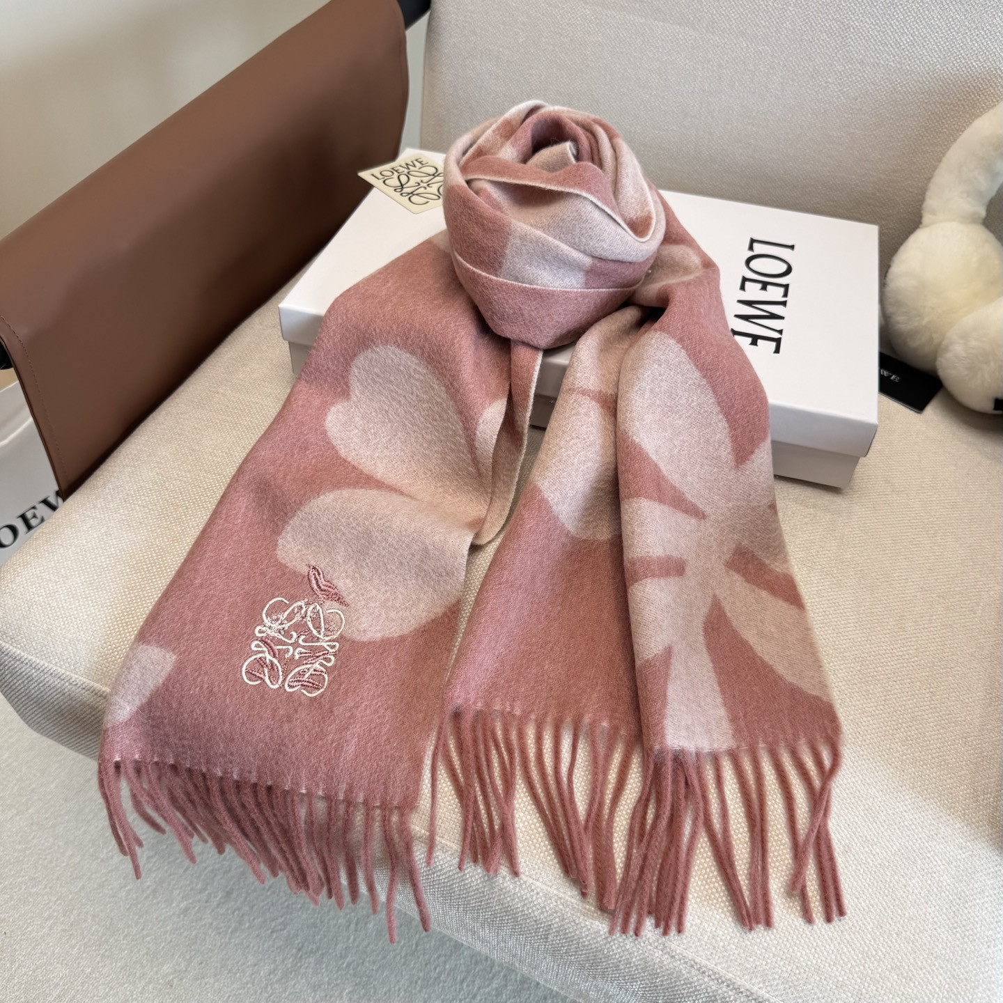 L0ew* scarf 35x180cm