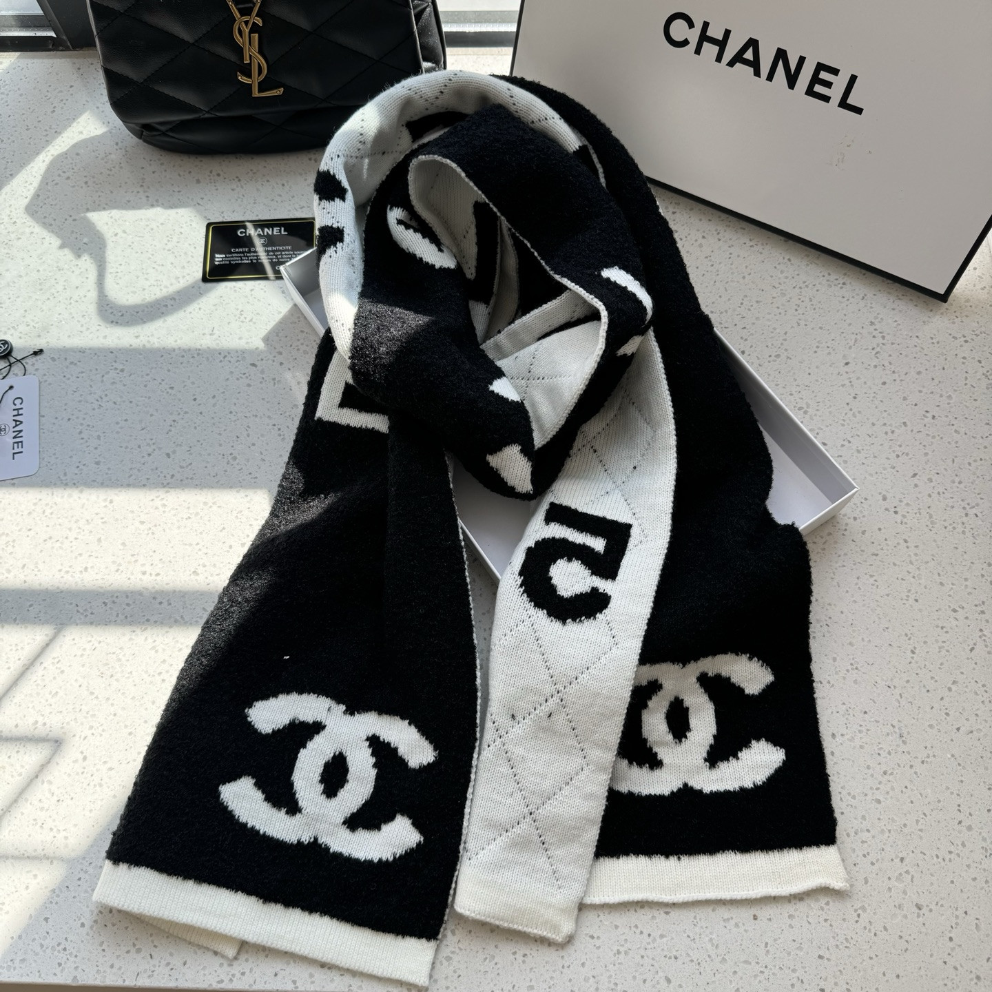 Ch**el scarf 30x180cm