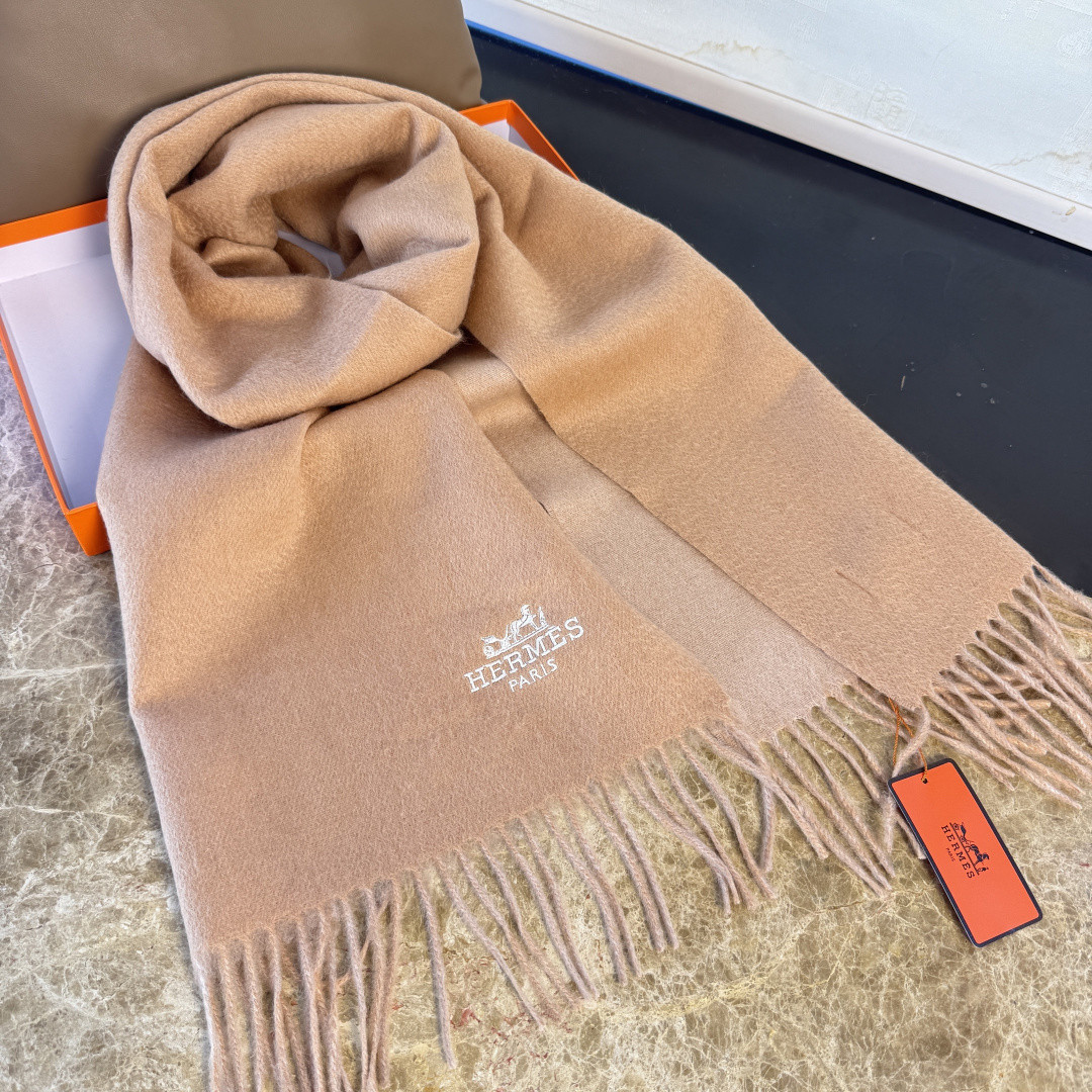 H**me5 scarf 32x180cm