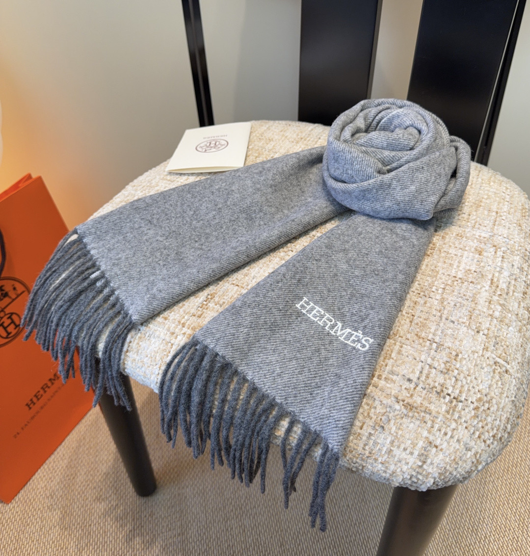 Hermès scarf 35x190cm