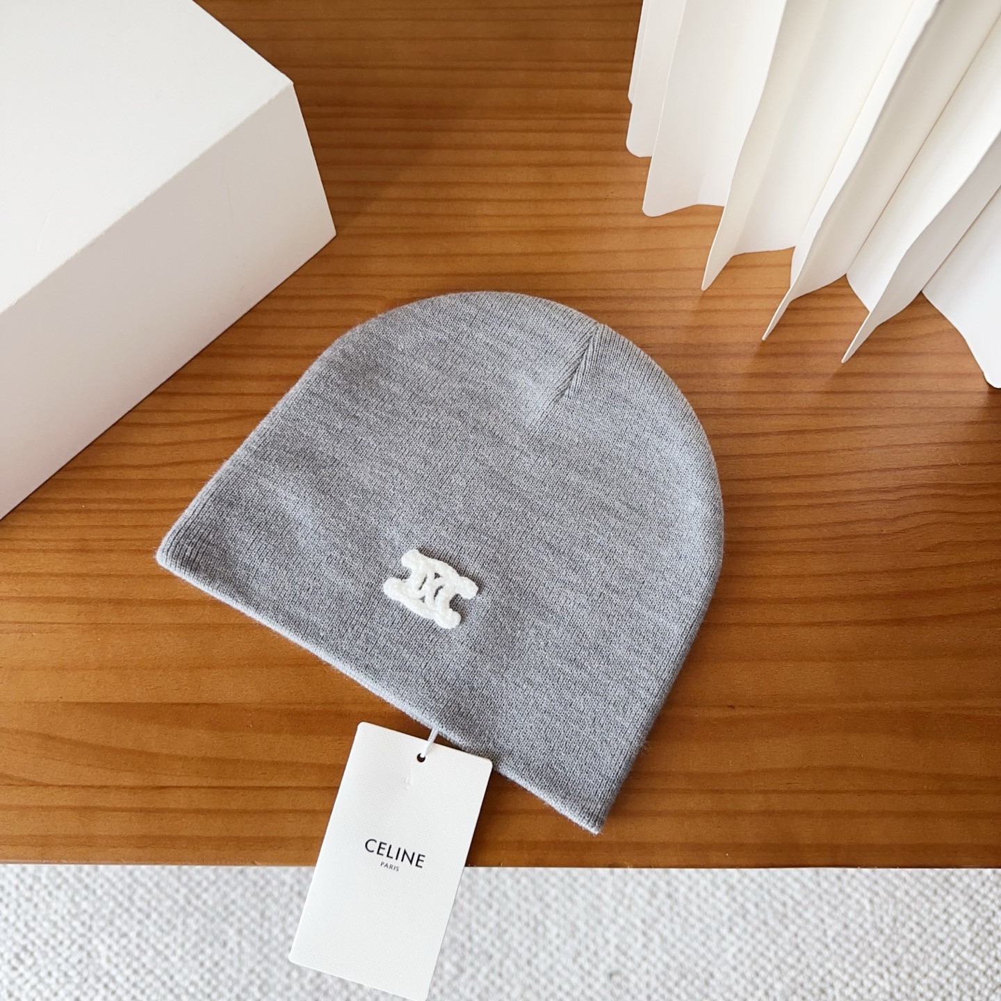 Ce1i*e beanie