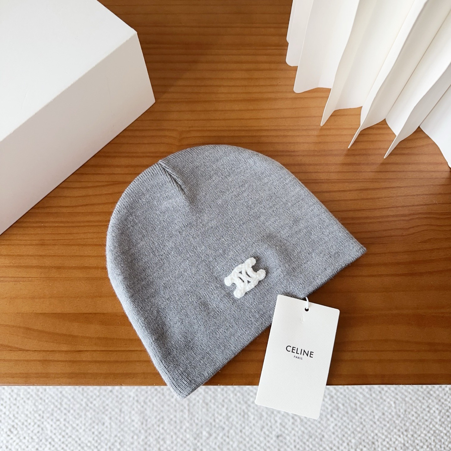 Ce1i*e beanie