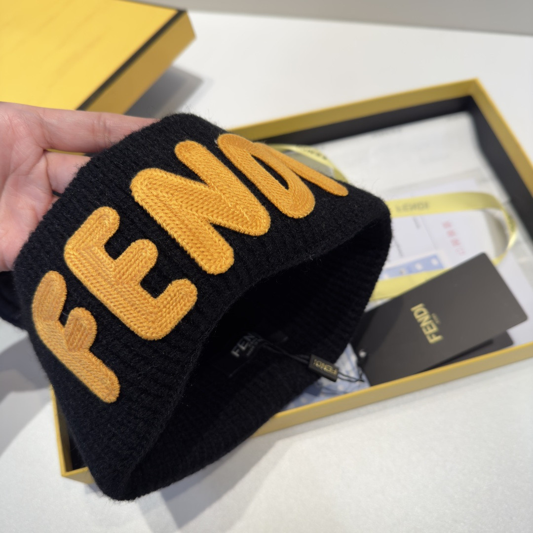 F**di beanie