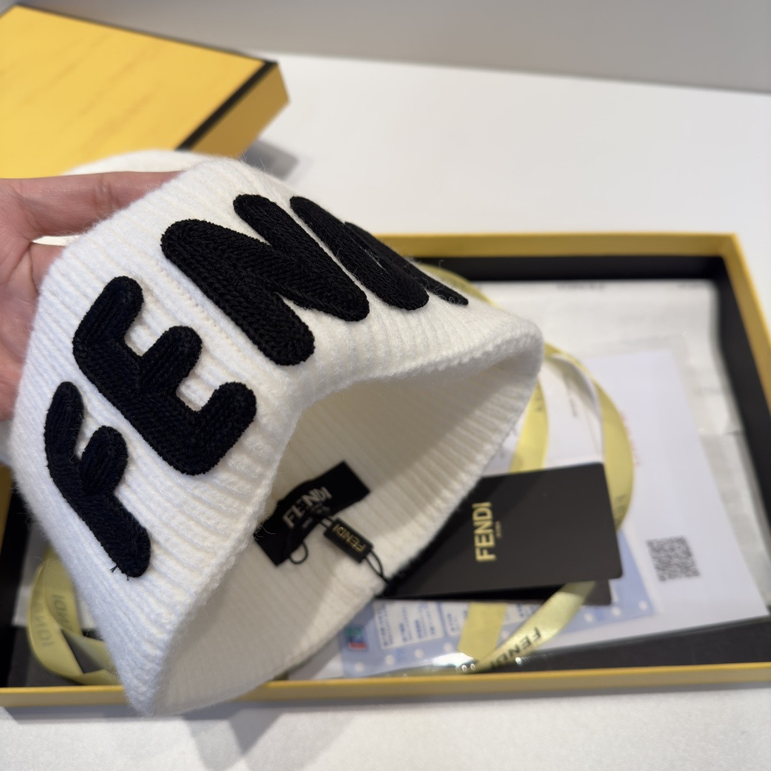 F**di beanie
