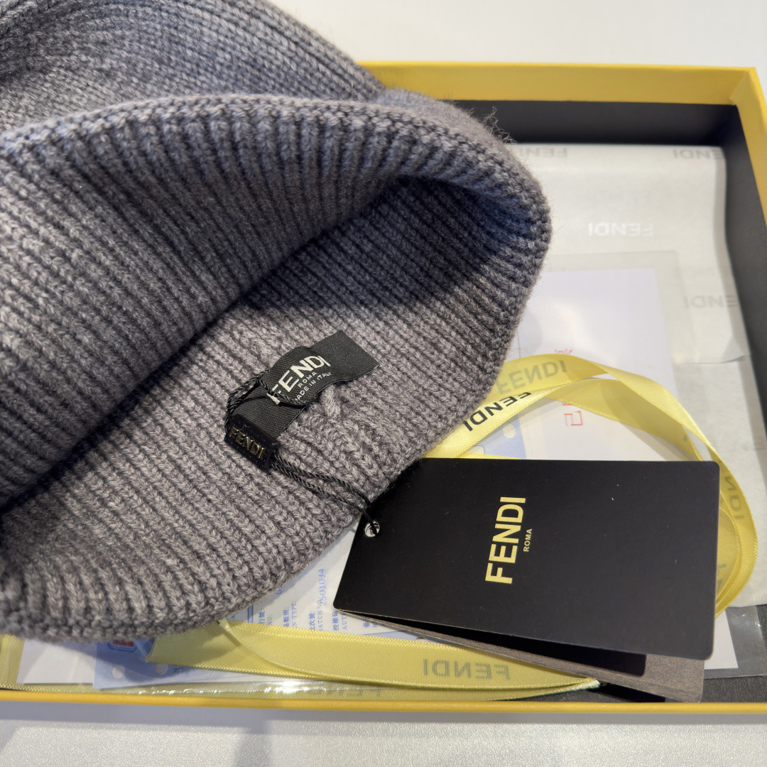 F**di beanie