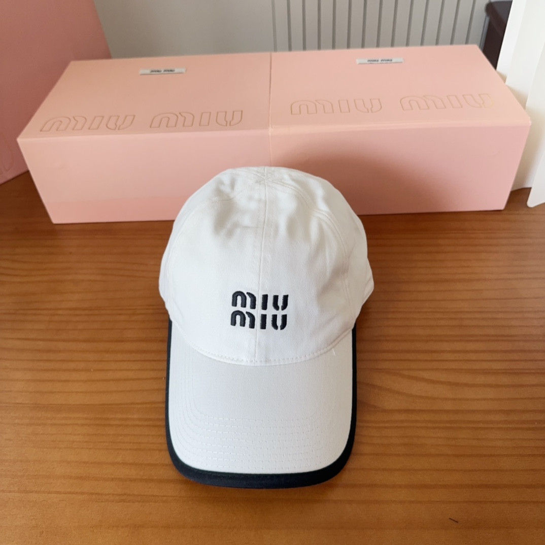 Miu Miu Baseball Cap