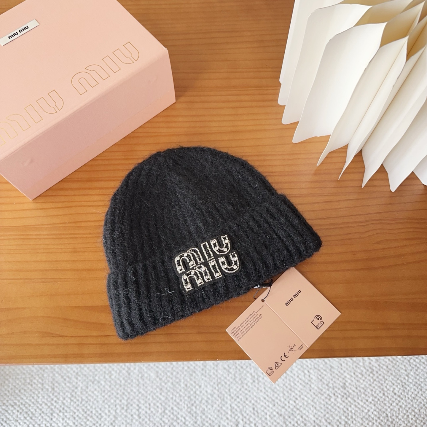 M1v M1v beanie