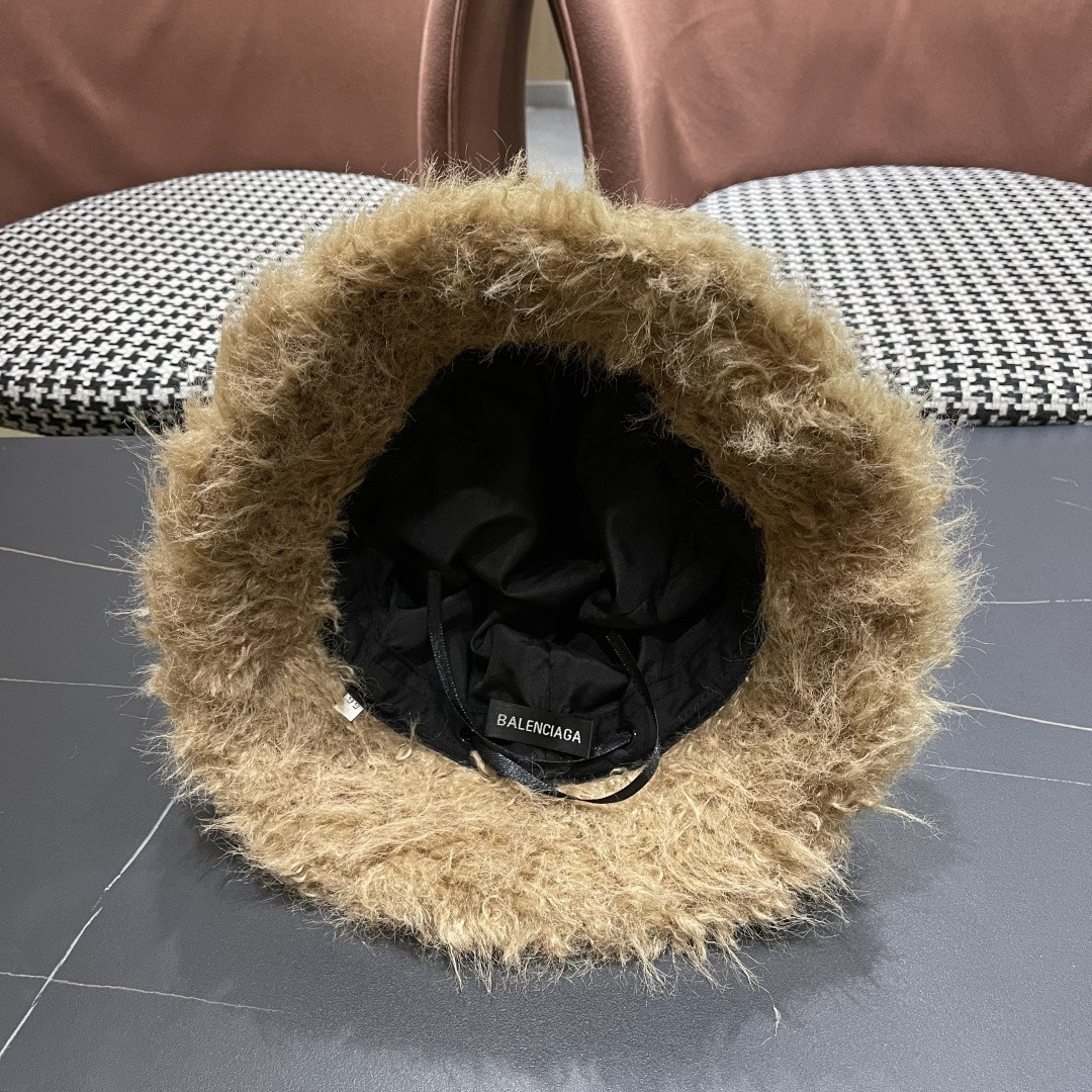 Ba1en*iaga furry dog beanie